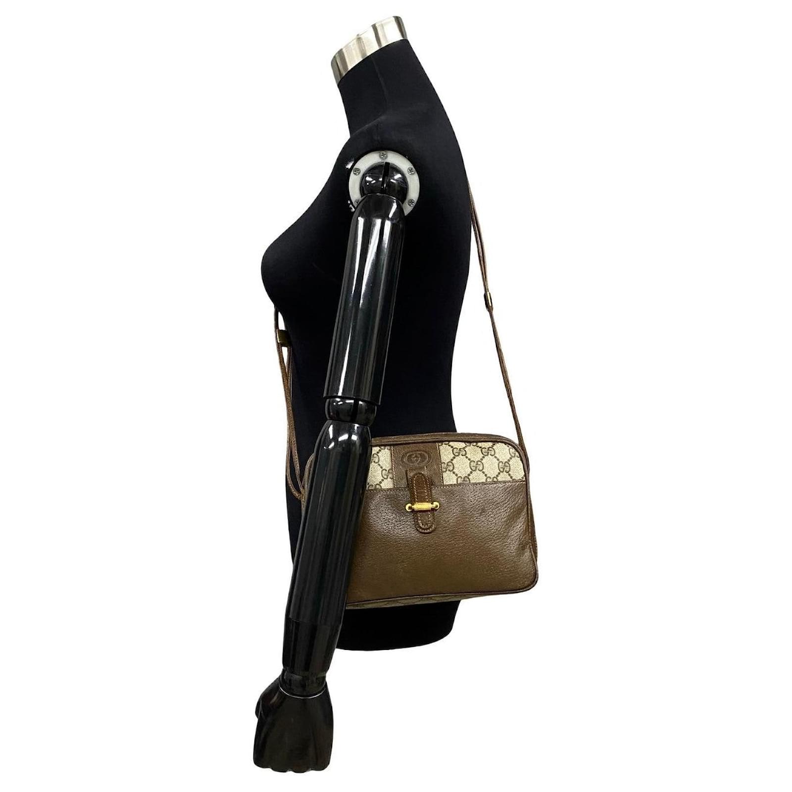 GUCCI バッグ Gucci Leather Shoulder Bag Leather Crossbody Bag in Good condition