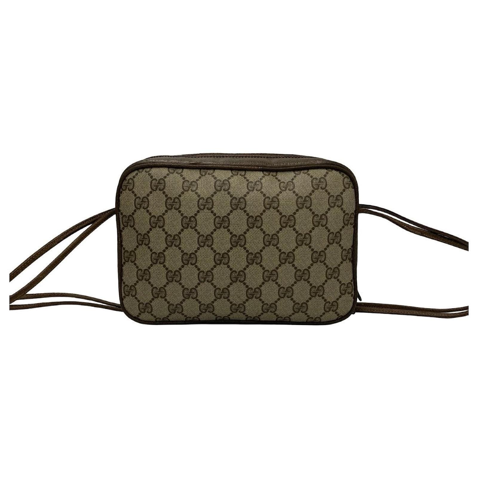 GUCCI バッグ Gucci Leather Shoulder Bag Leather Crossbody Bag in Good condition