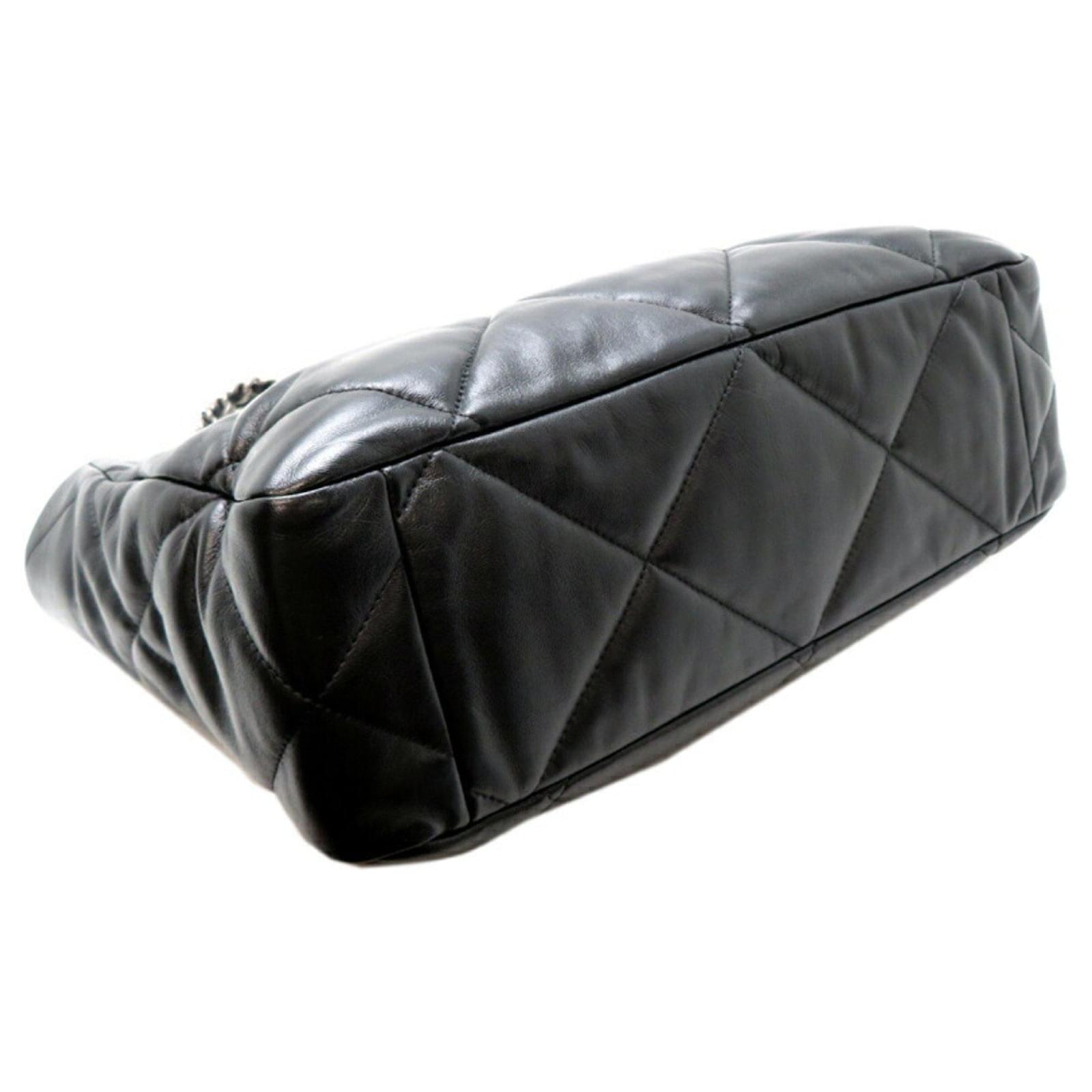 Chanel Chanel 19 Black Leather ref.1441884 - Joli Closet
