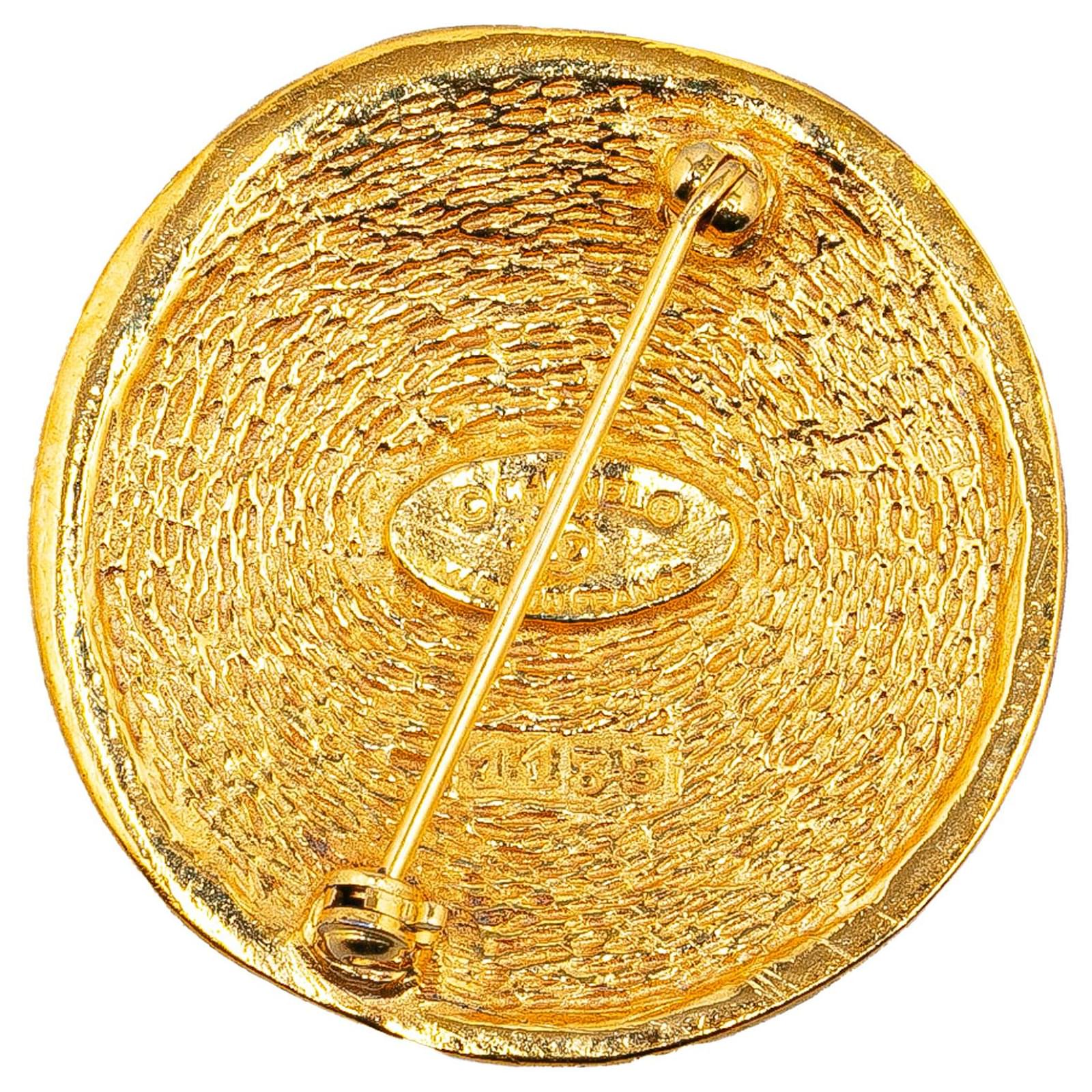 Gold Chanel Gold Plated 31 Rue Cambon Brooch Golden Metal