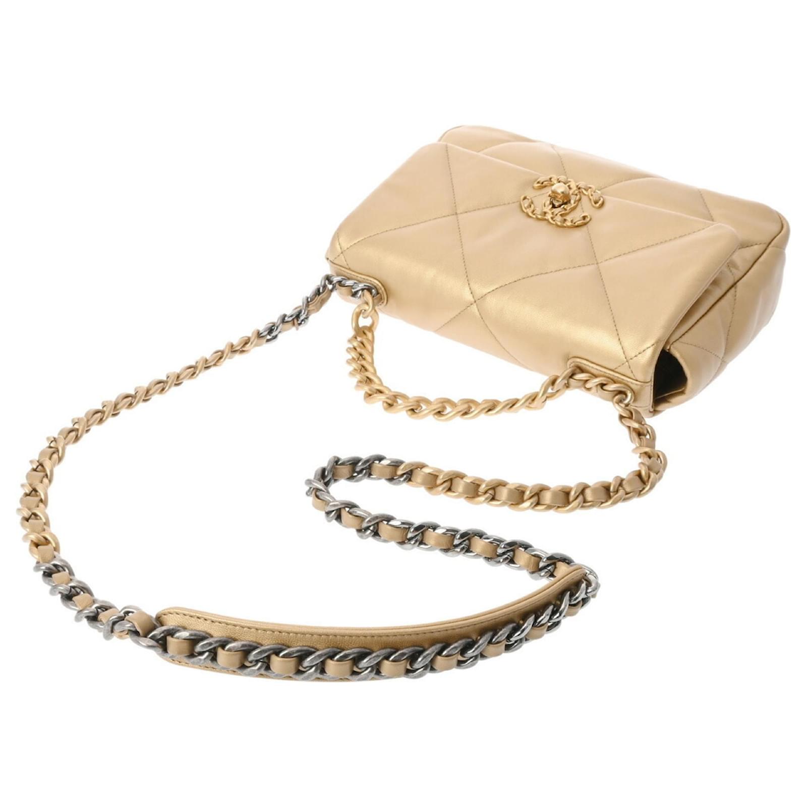 Chanel 19 Chain Shoulder Bag in Gold Suede Golden ref.1447420