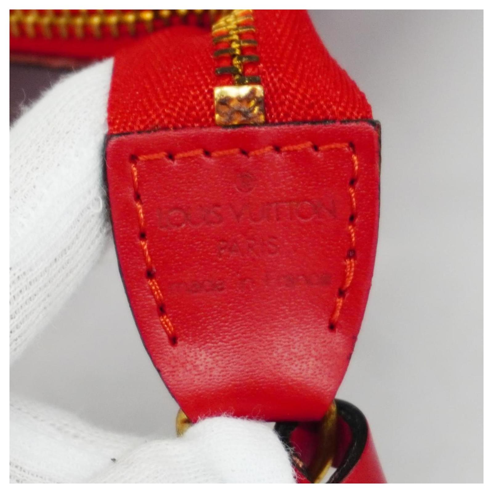 Epi Accessoires Pouch Louis Vuitton M52947 Rot ref.1451984 - Joli 