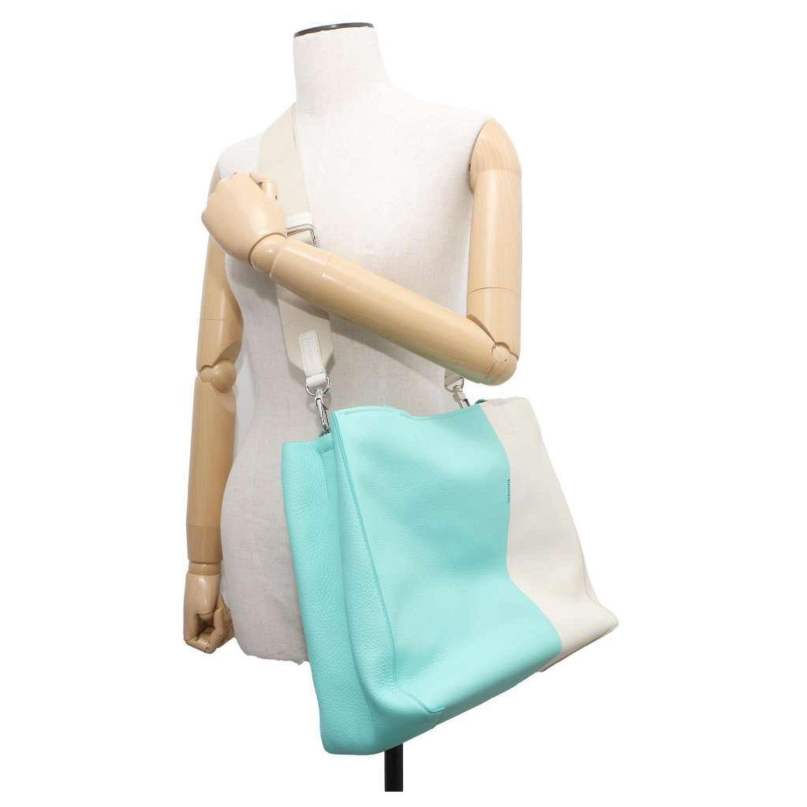 Tiffany & Co Tiffany Blue Leather Tote Bag White ref.1452937  display picture 3