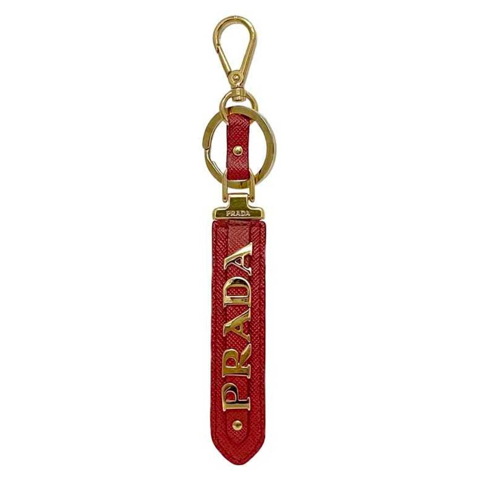 Prada Red Saffiano Keyring Leather Gold-plated ref.1461620 - Joli