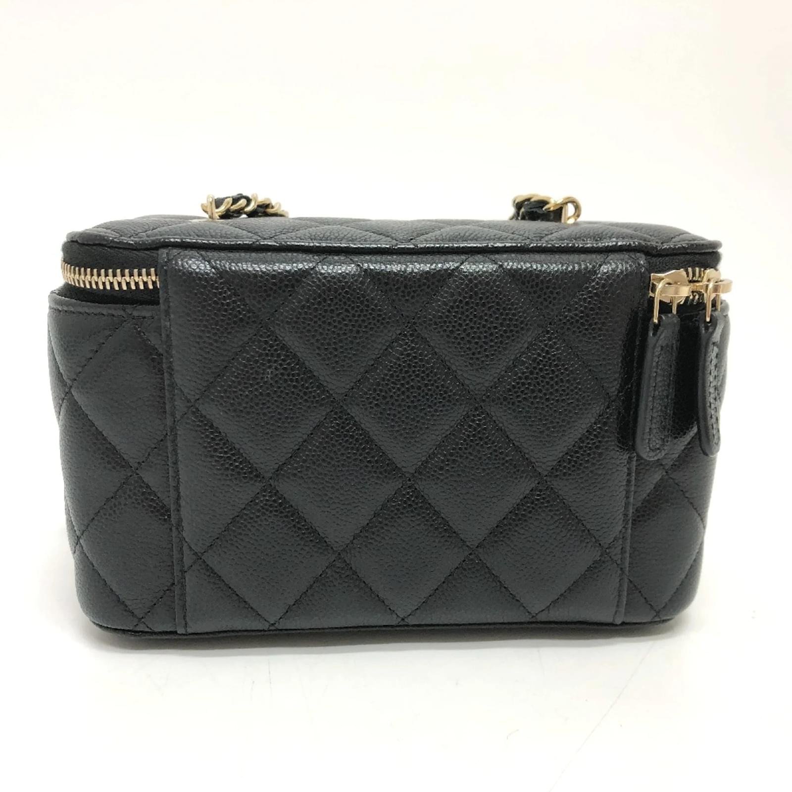 CHANEL ブラックレザー バッグ Timeless Chanel AP1341 Black Leather Shoulder Bag ref.JC1469034