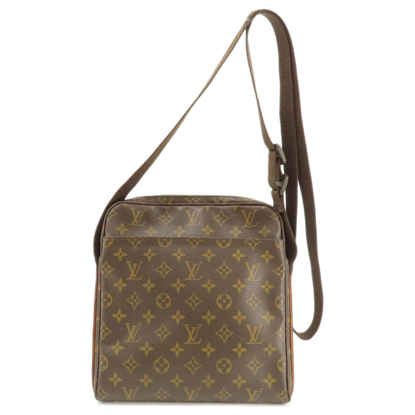 Louis Vuitton Monogram Trottero Boucle Schultertasche Monogramm 
