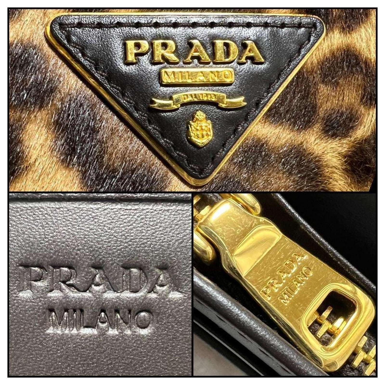 【新品】PRADA CAVALLINOTRIAN 財布 ヒョウ柄 レディース 新品】PRADA CAVALLINOTRIAN 財布 ヒョウ柄 レディース