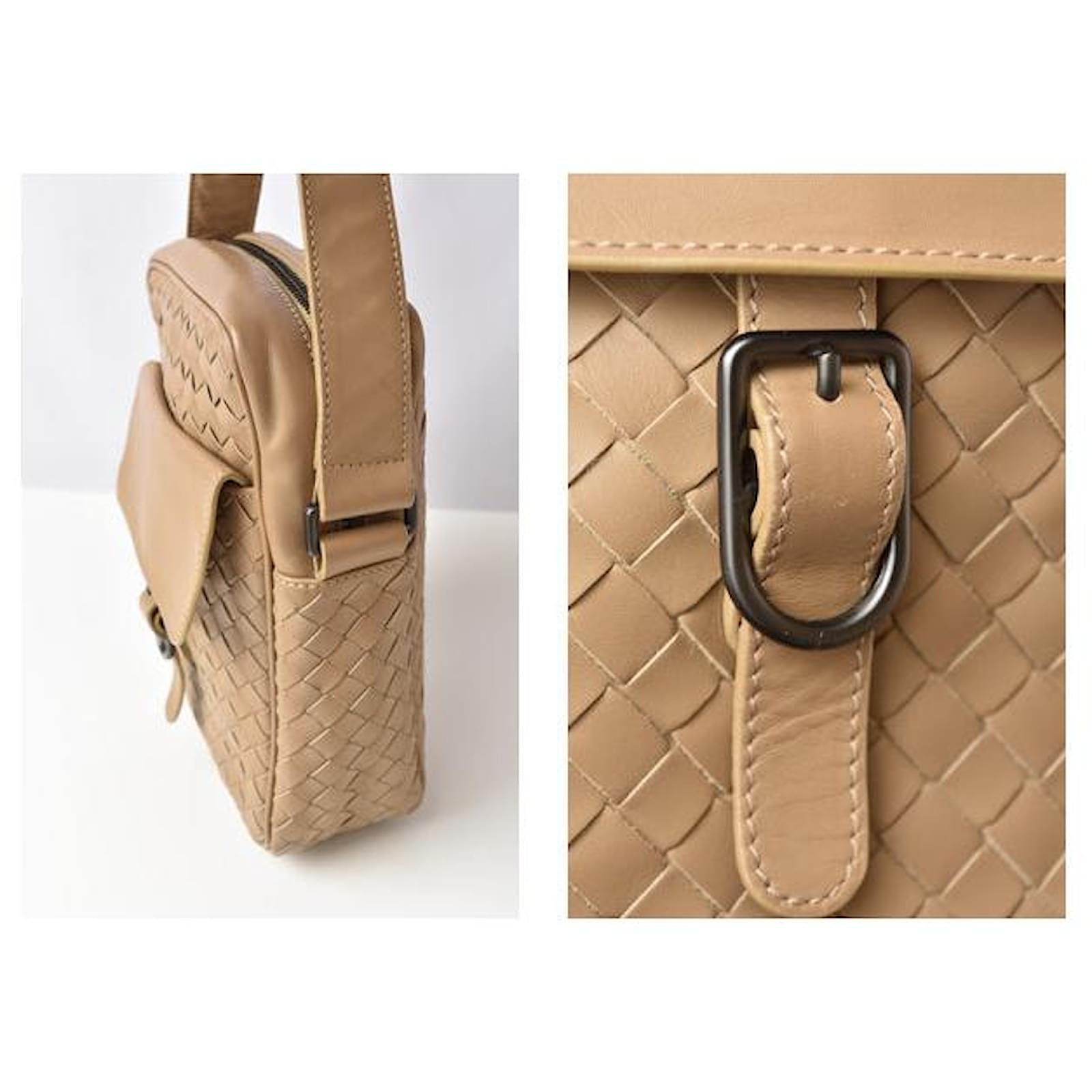 ショルダーバッグ・ポシェット BOTTEGA VENETA Woman Shoulder bag Camel 796262V3IV1 9893 Bottega Veneta 'Gemelli Small' shoulder bag | Women's Bags