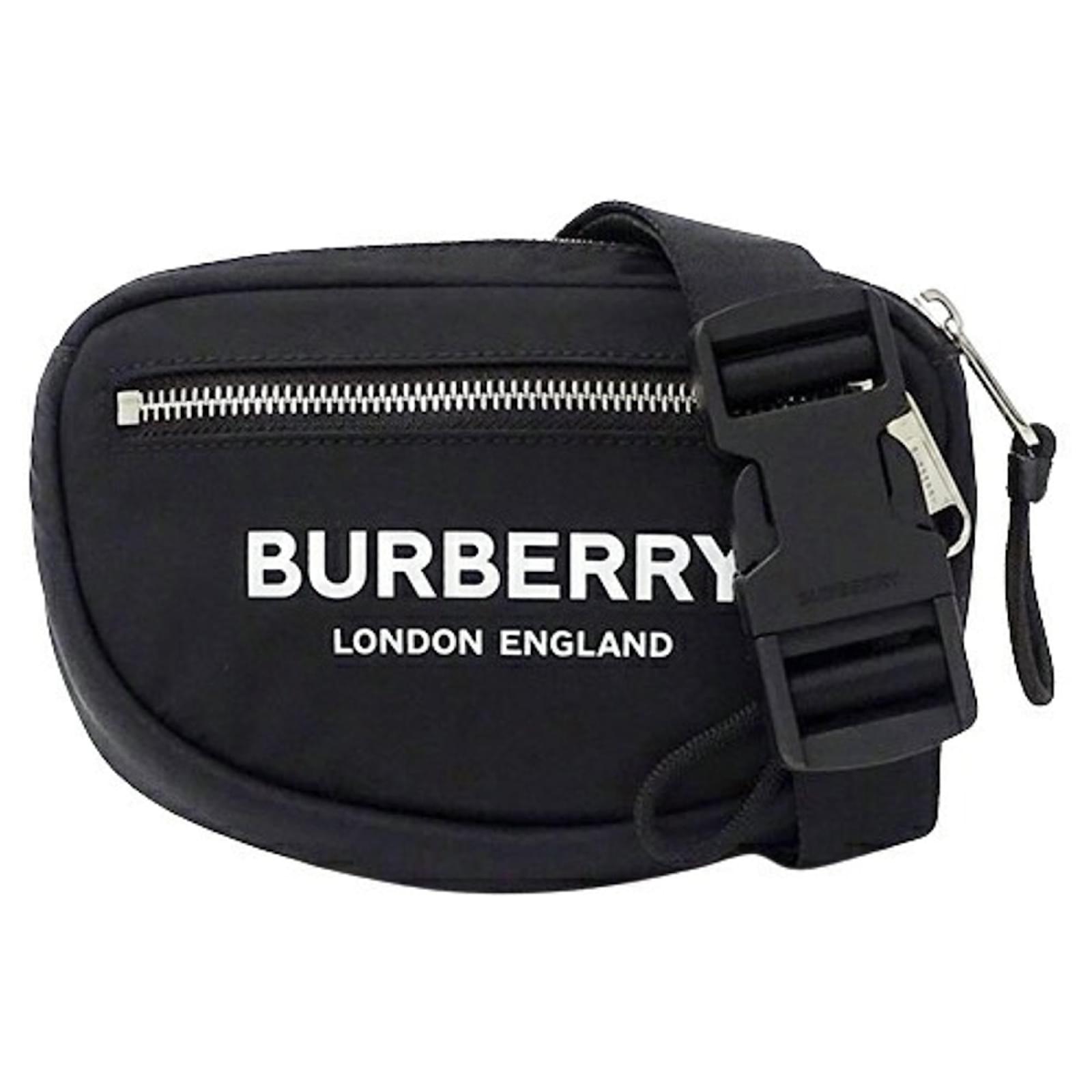 Bolso de hombro para mujer Burberry Negro Nylon ref.1482810 Joli Closet