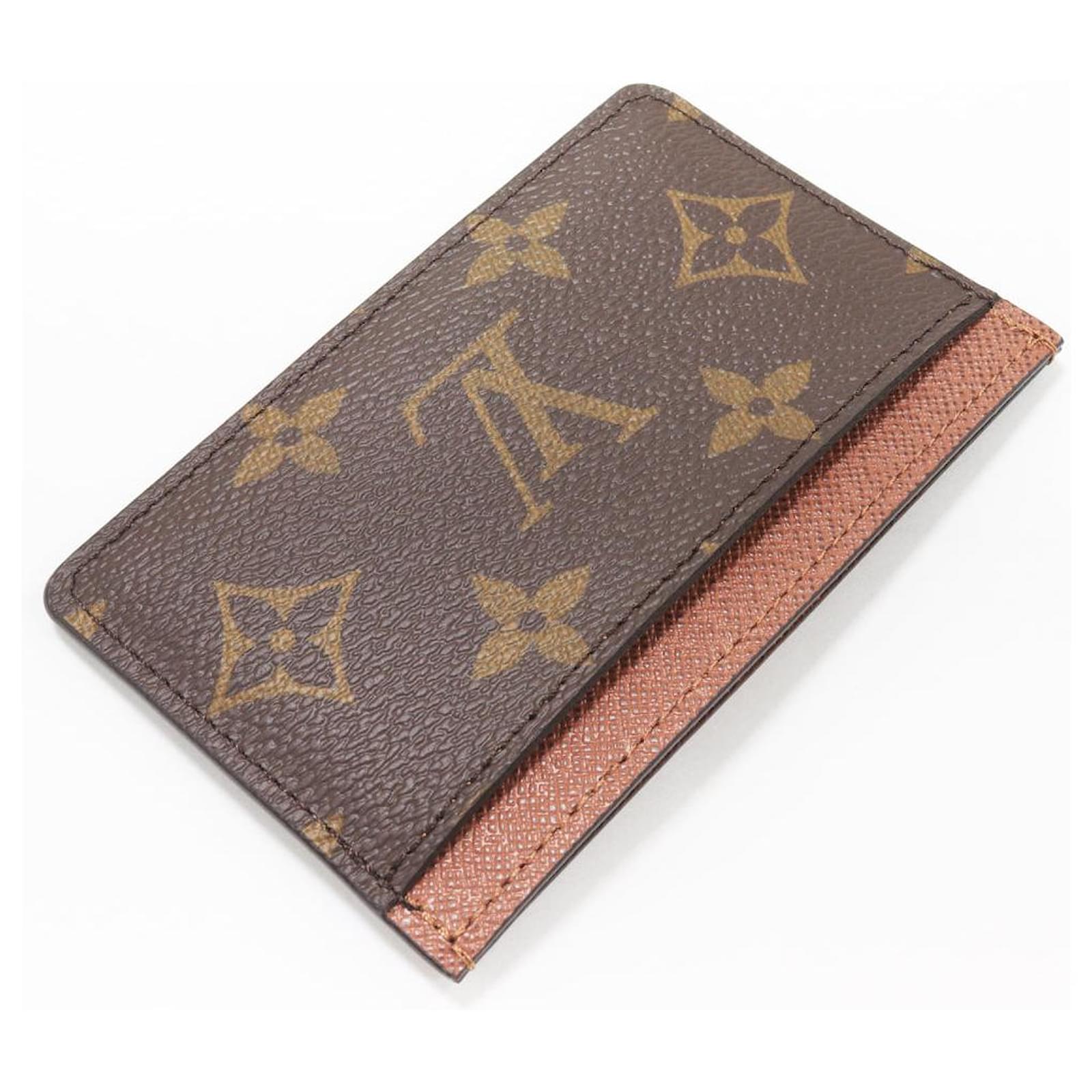 Louis Vuitton Card Holder top - M61733 LV - Used but Great Condition!!!