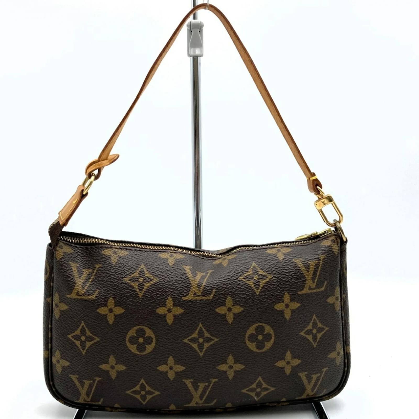 Louis Vuitton M40712 Pochette Accessory Pouch Brown Patent leather  