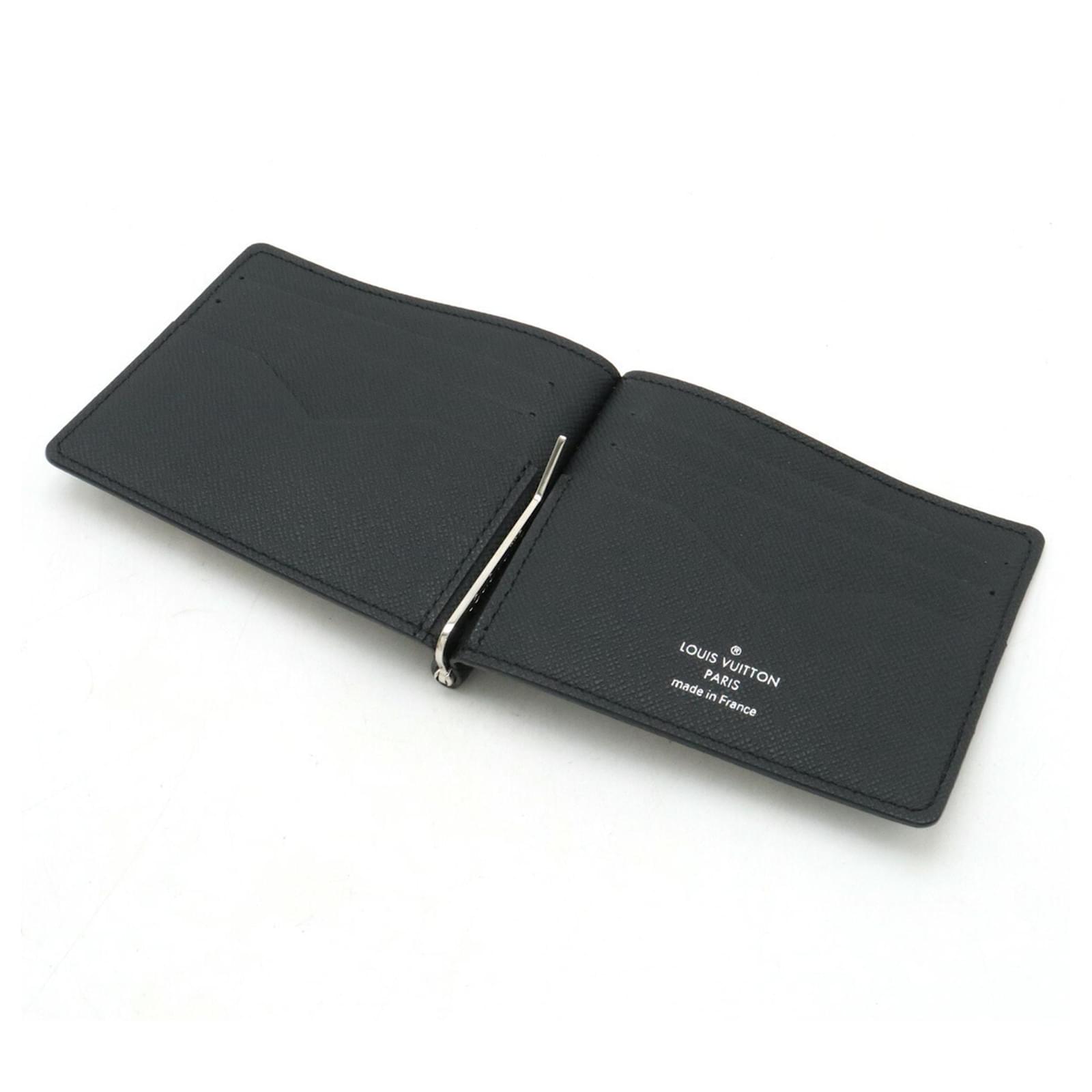 Louis Vuitton Taiga Bi-fold Wallet Money Clip Black Leather ref