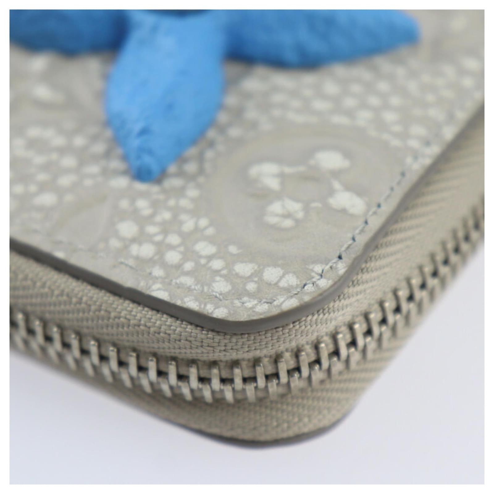 Louis Vuitton Long Wallet in Light Blue and White Leather ref.1506460