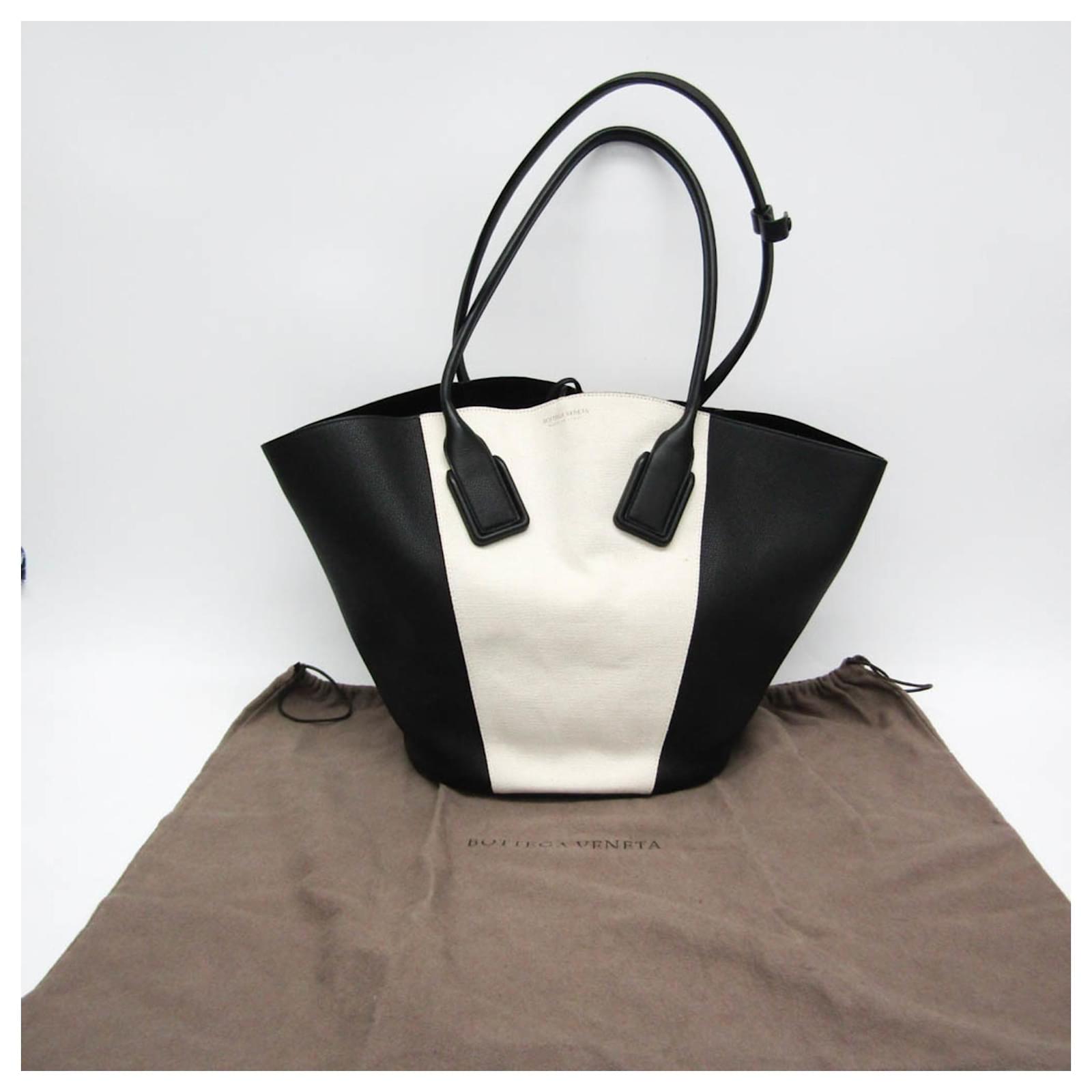 Bottega Veneta Basket Large Tote Bag Black Eggshell Leather