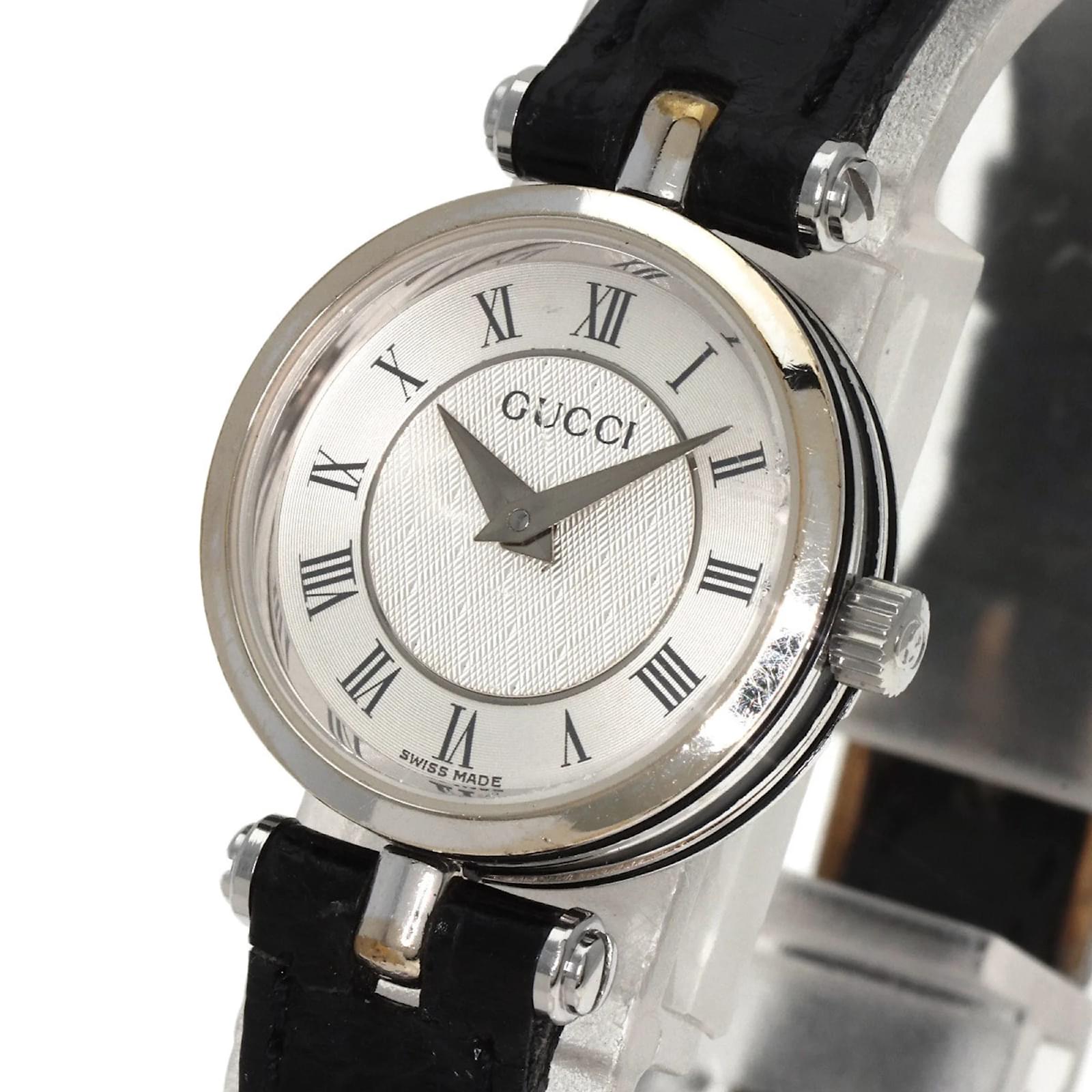 美品 GUCCIグッチ レディース腕時計2040L シルバー キュート イタリア Gucci 2040L Ladies Wristwatch ref.1515554 - Joli Closet