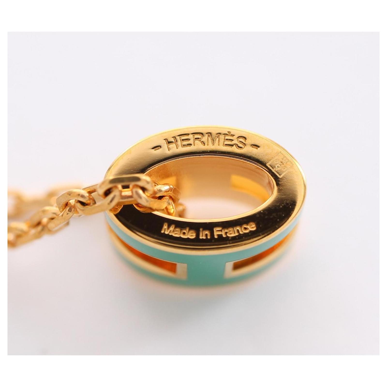 Hermès Collier Hermes Mini Pop H Doré Vert ref.1523981 Hermès Collier Hermes Mini Pop H Doré Vert ref.1523981