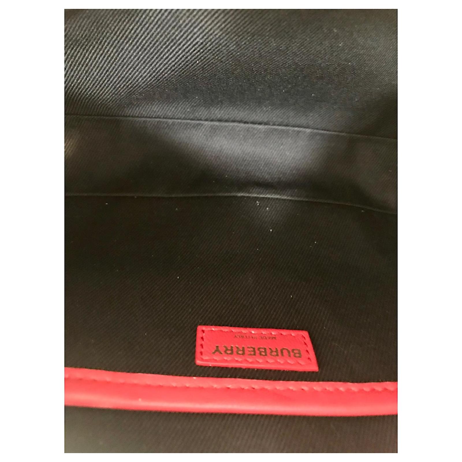 Burberry Camera bag Red Leather Joli Closet