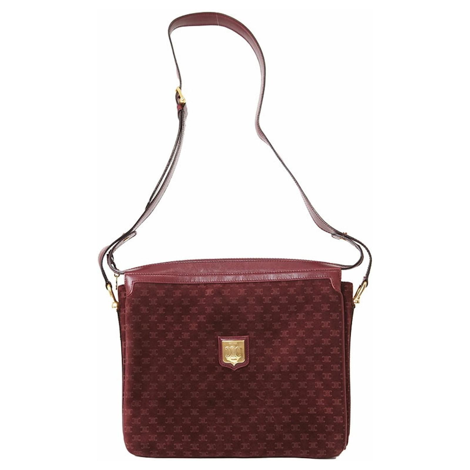 Céline Celine Old Triomphe Suede Shoulder Bag Dark red ref Céline Celine Old Triomphe Suede Shoulder Bag Dark red ref