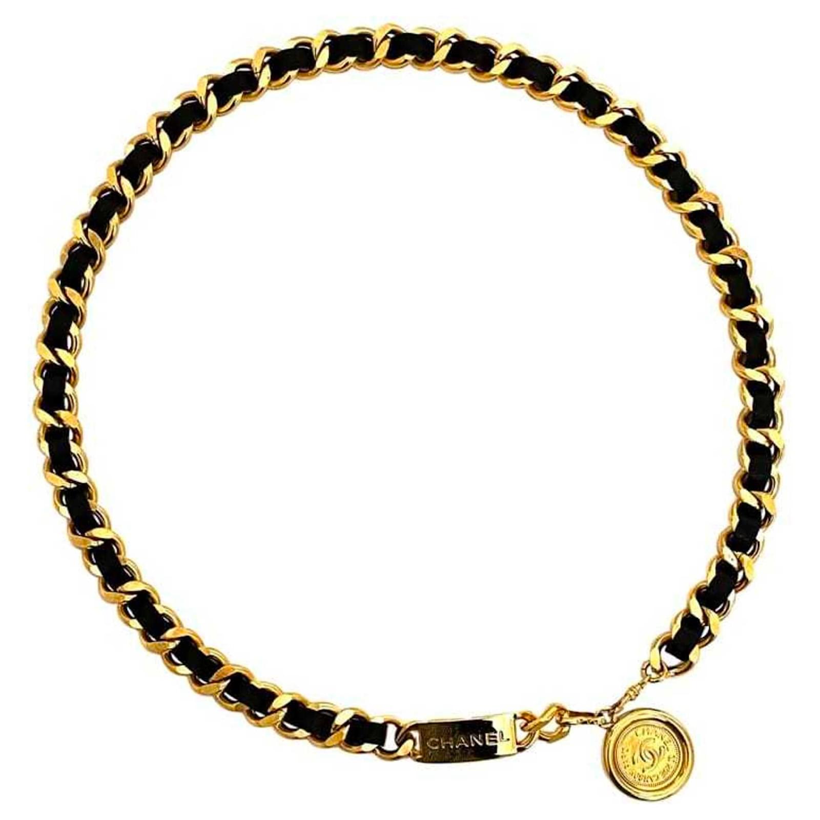 CHANEL ゴールド ブラック チェーンベルト ボックス付 CHANEL ブラック革 ゴールドチェーンベルト - メルカリ