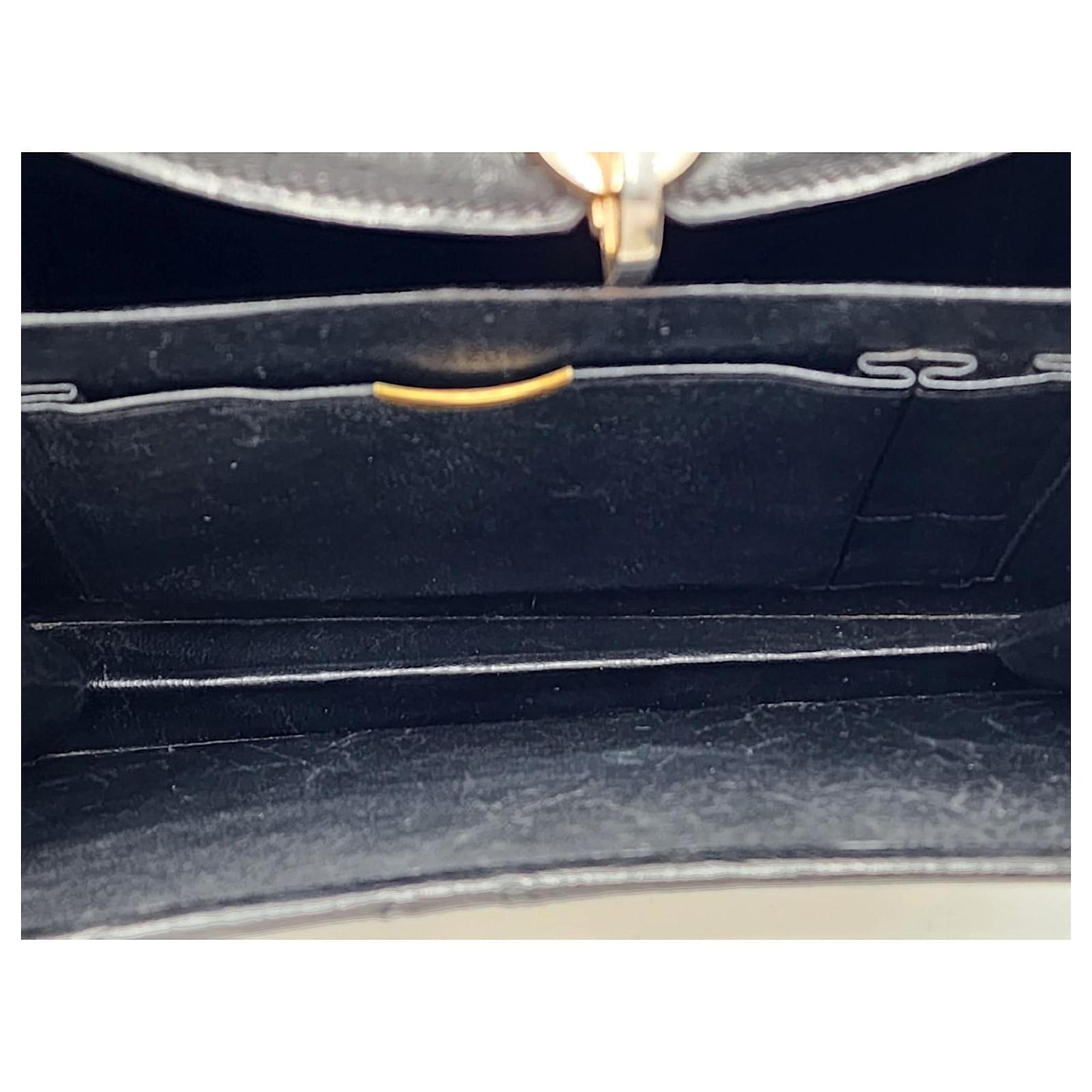 Christian Dior DIOREVER 新品 廃盤品 Christian Dior Diorever Vintage Ostrich Top Handle Handbag (Sold