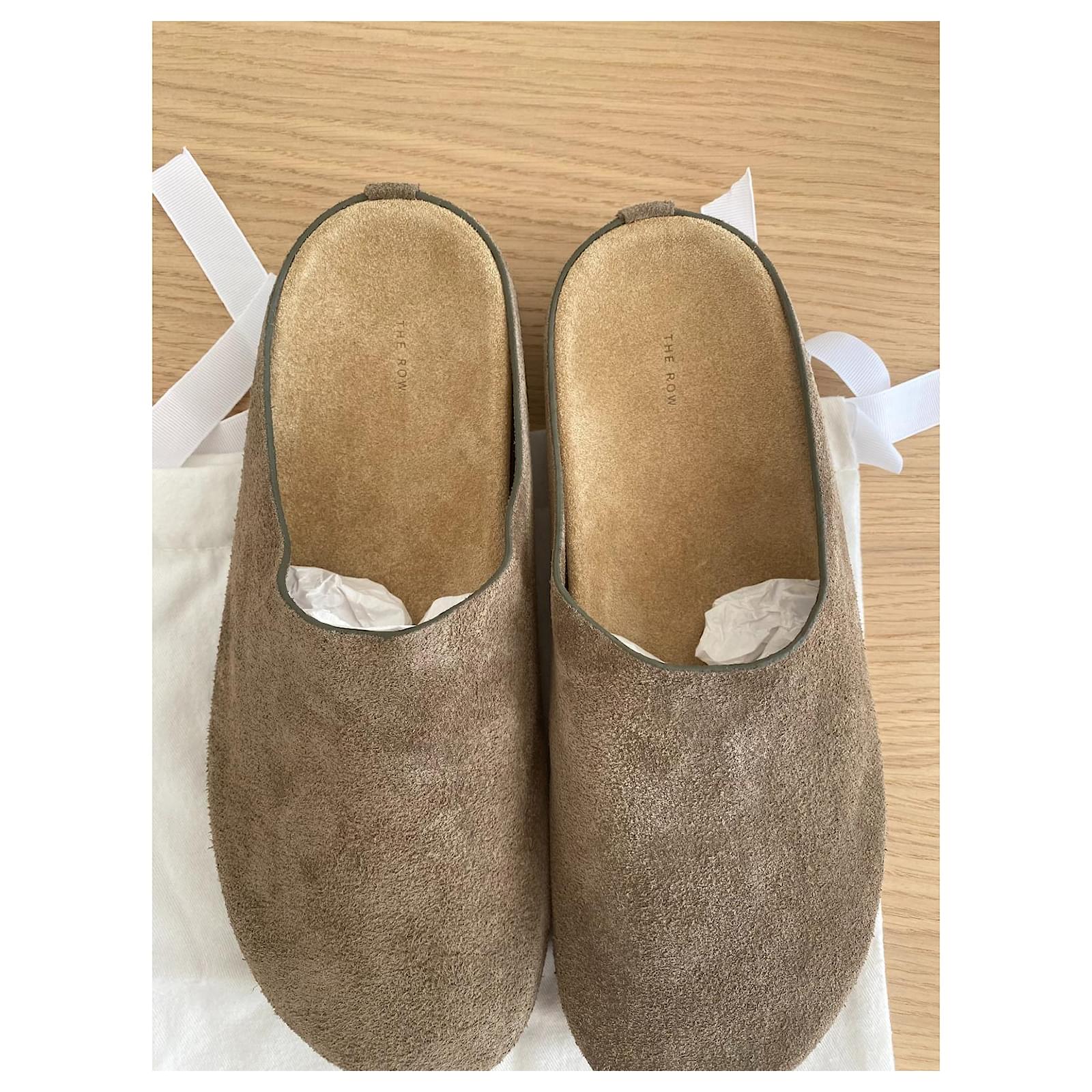 The Row Hugo Slide Ash Beige Suede ref.1562813 - Joli Closet