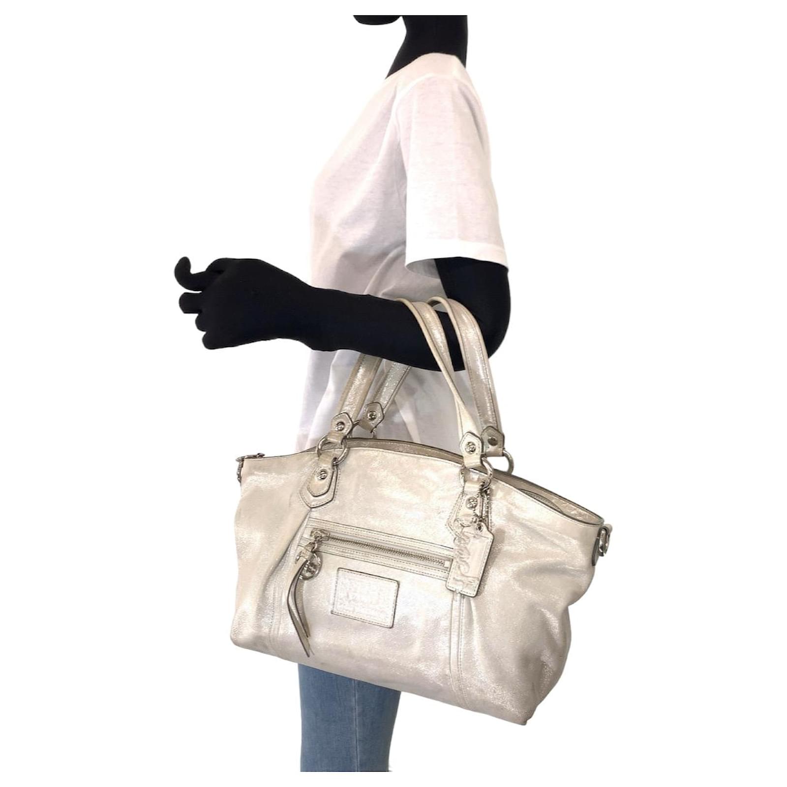 Coach Poppy Leather Tote Bag 16285 White ref.1570585 - Joli