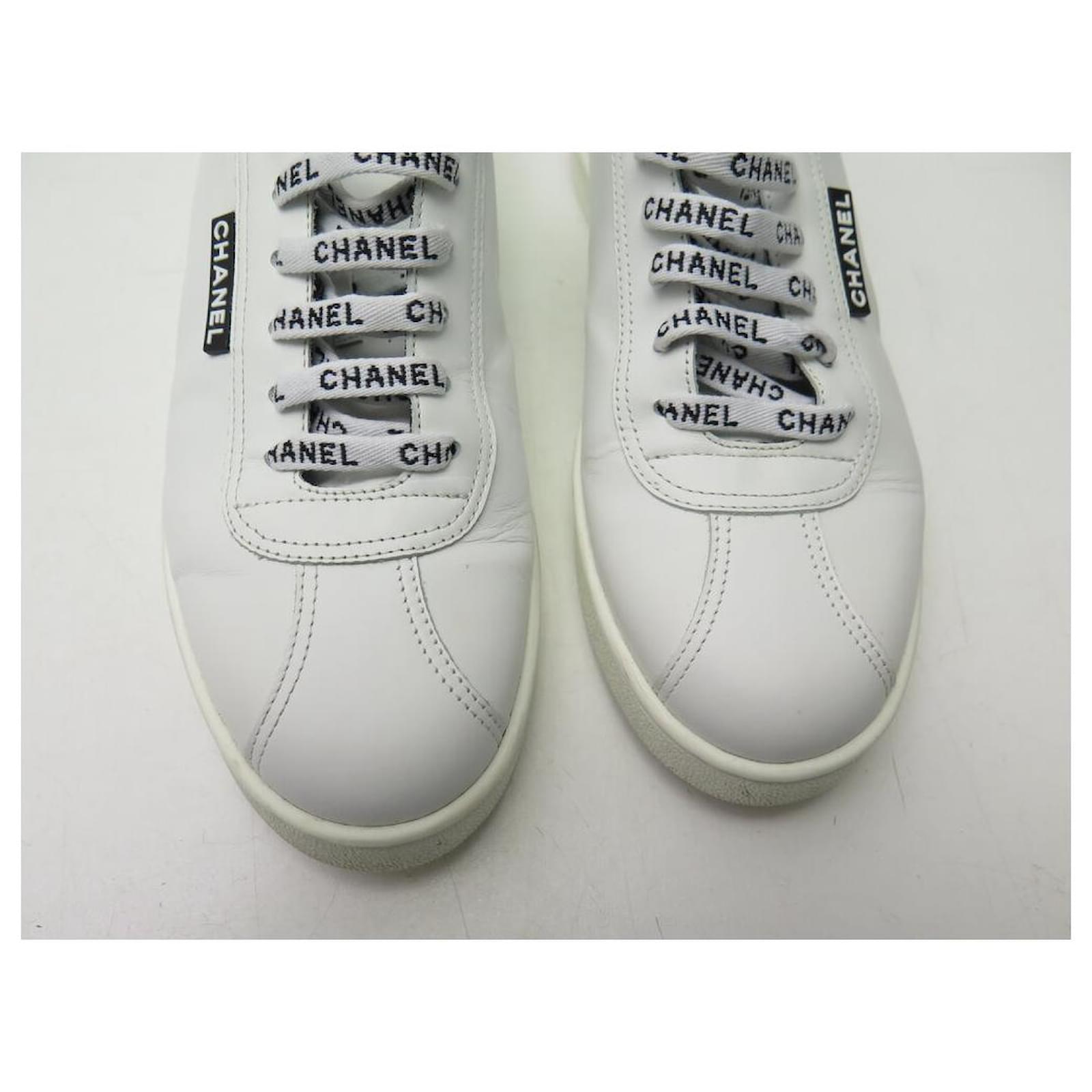 CHANEL SHOES BASKETS G34085 40 IN WHITE LEATHER ref.JC1571336