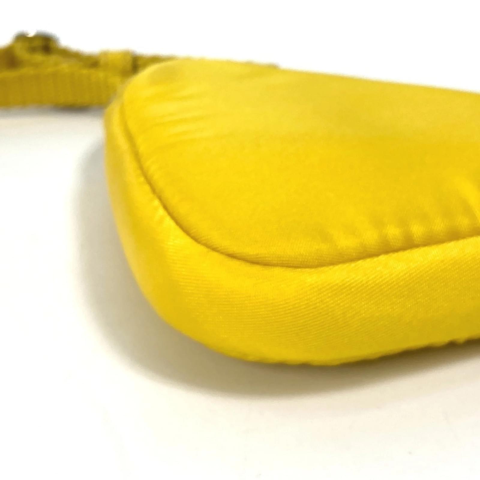 prada ポーチ　クラッチ　2012 イエロー　pouch clutch イエロー（黄色）系 PRADA(プラダ) クラッチバッグ(メンズ