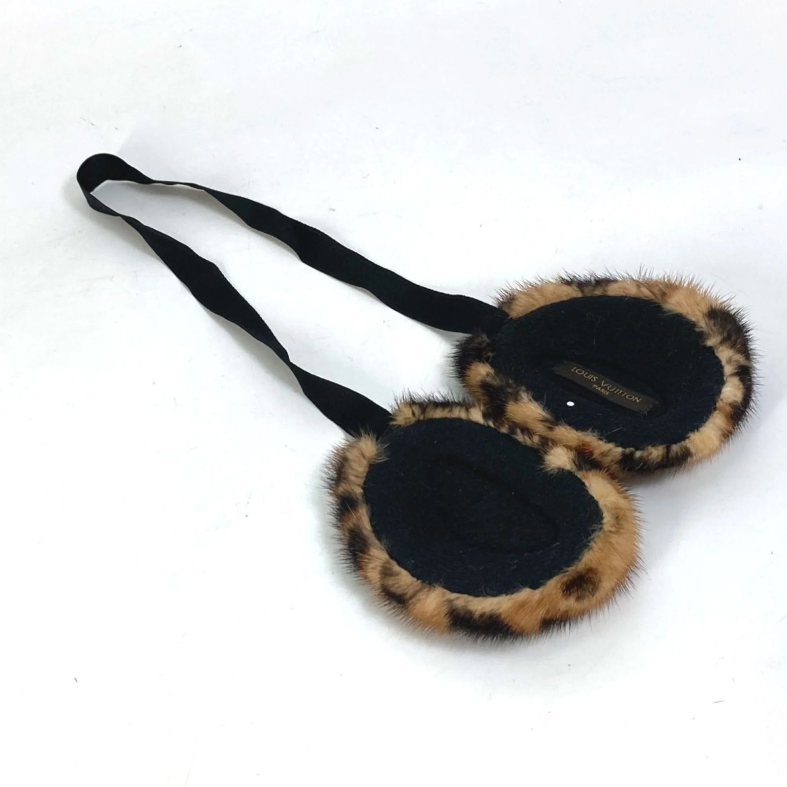 LOUIS VUITTON Leopard Faux fur Earmuffs. Louis Vuitton Leopard Print Mink Ear Warmers Brown Black Fur  main image 3