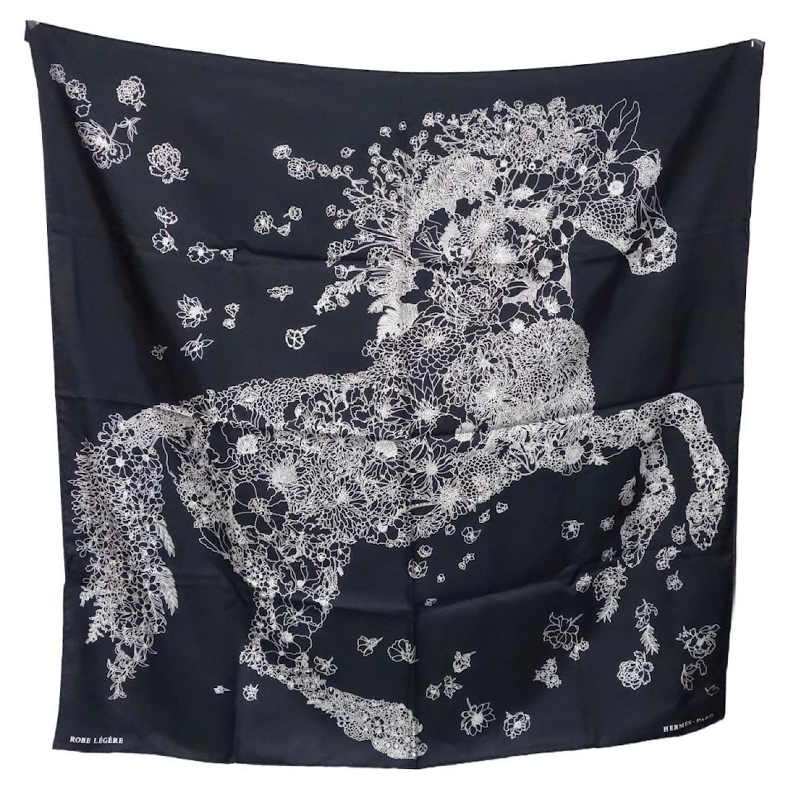 Hermès Hermes Carre 90 Robe Legere Silk Scarf Black White ref.1577002 -  Joli Closet