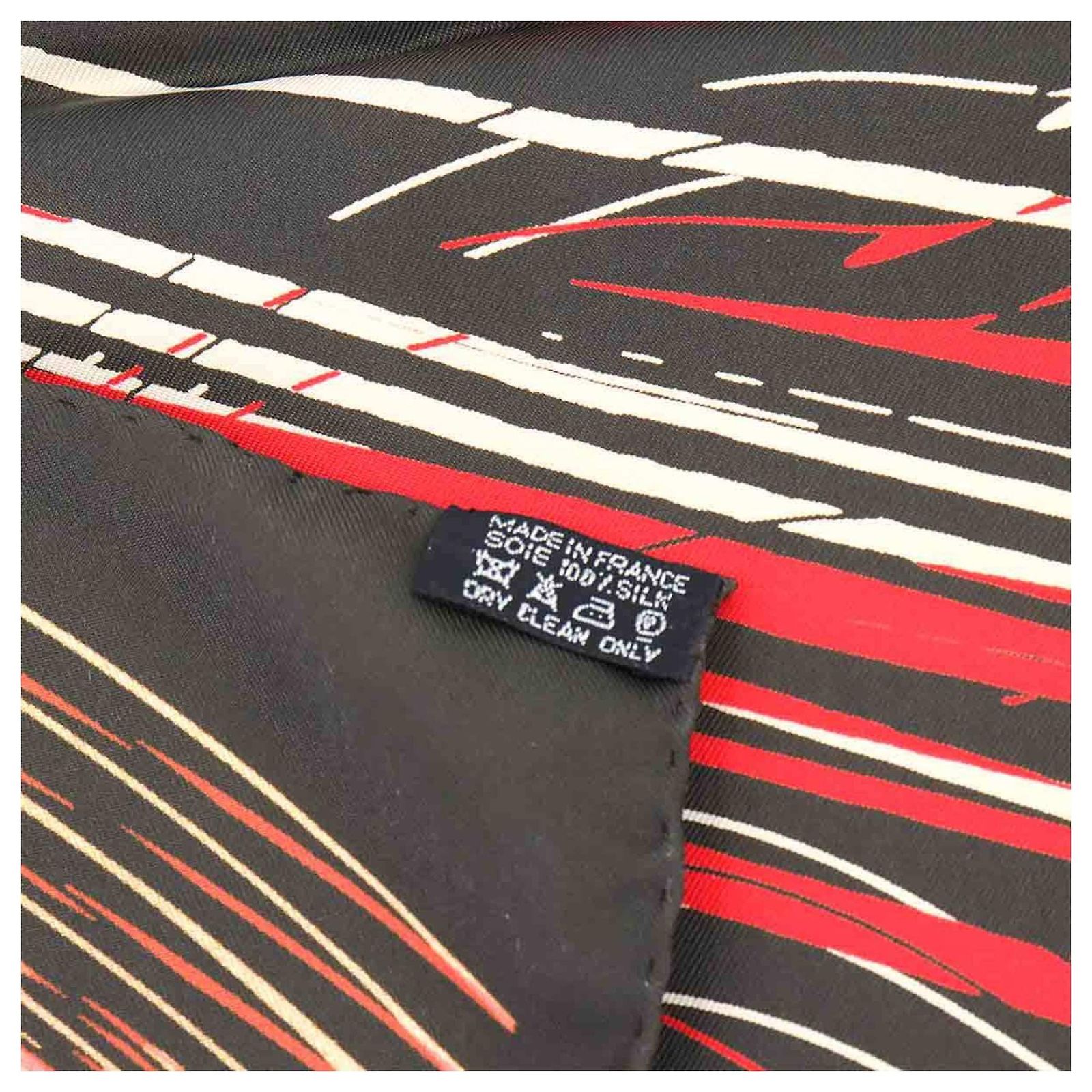 Hermès Hermes Carre 90 Large H CINETIQUE Silk Scarf Multiple