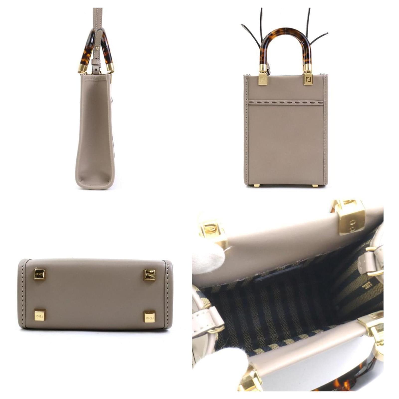 Fendi Shoulder Bag Sunshine Leather Greige Grey ref.1580228