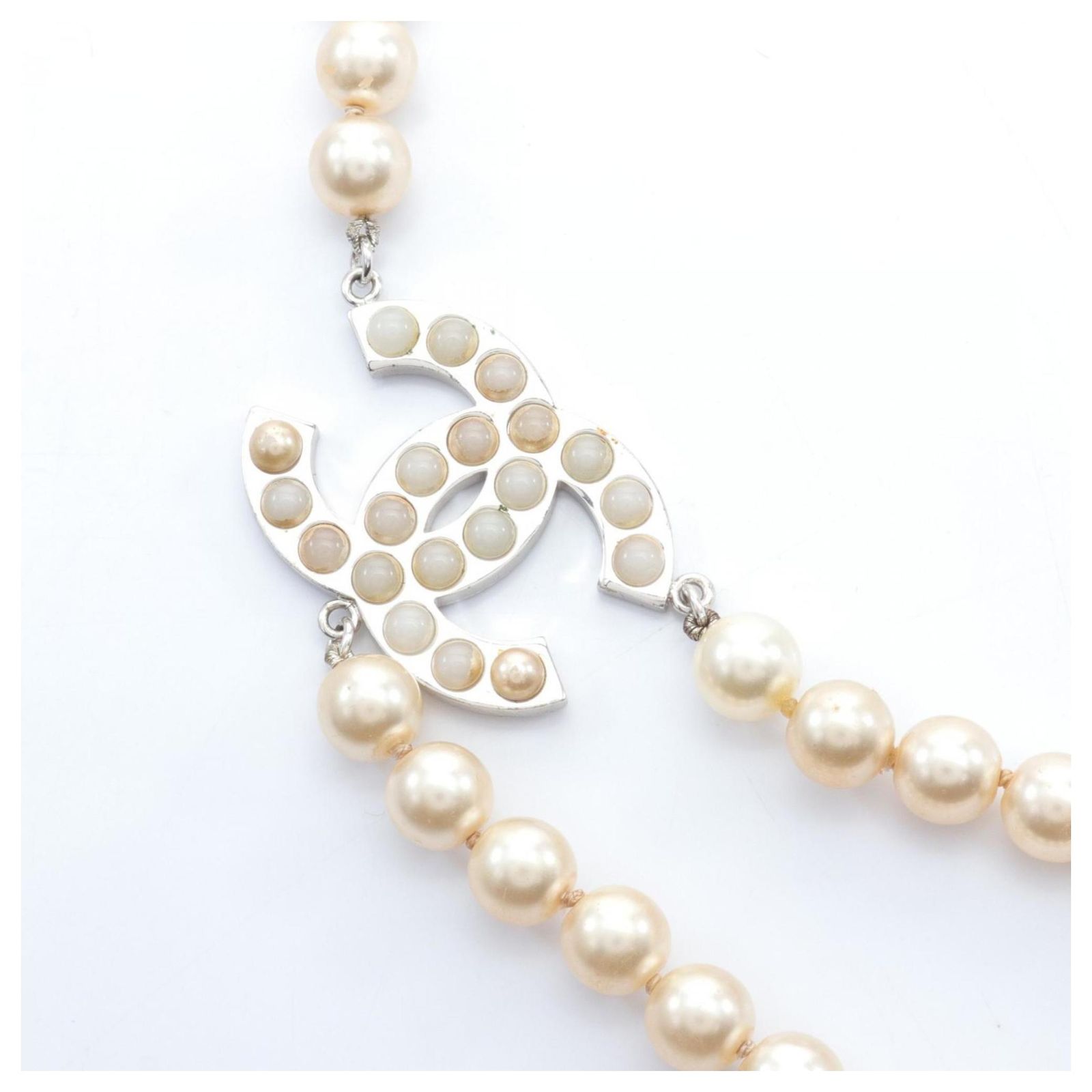 Chanel Coco Mark Metal Belt with Faux Pearls, Women\'s, Silver and White Chanel // FW 2004 Silver & Pearl Charm Mademoiselle Belt  main image 4