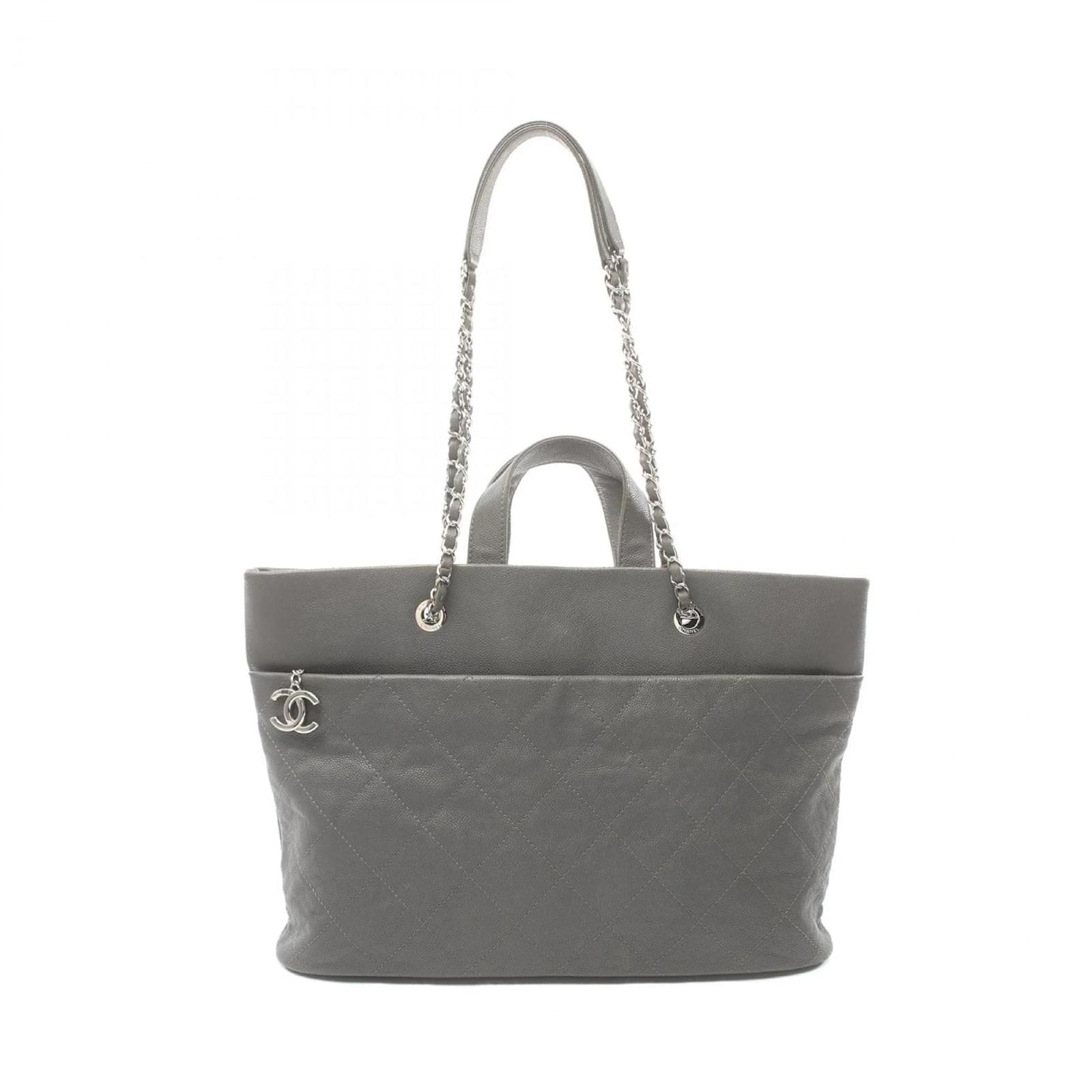 Chanel beach bag fashion grey