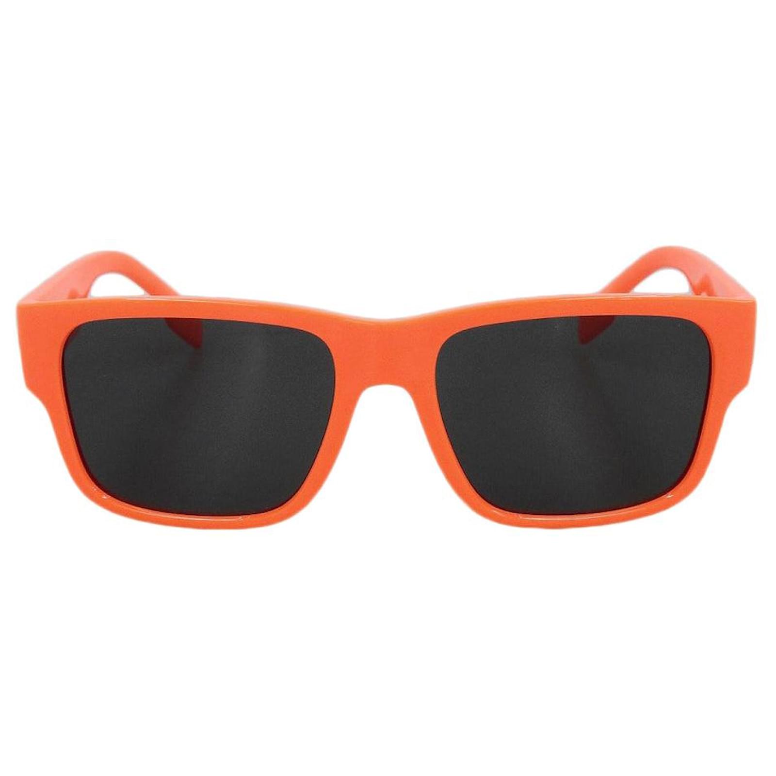 BURBERRY オレンジ サングラス ケース付き　新品未使用 Burberry Neon Orange Sunglasses B4358 Plastic ref.1589330 - Joli