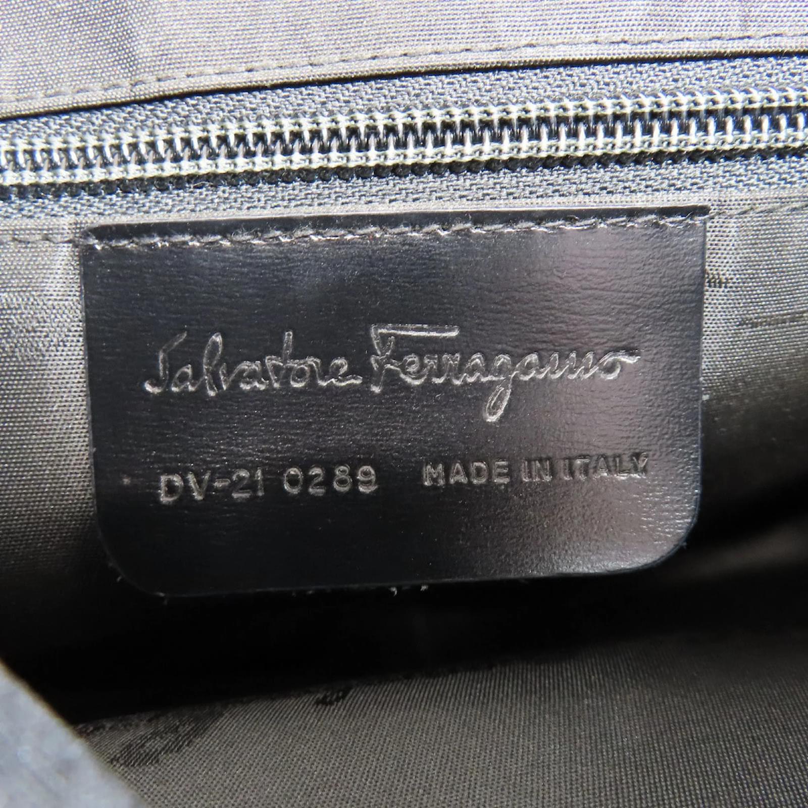 Salvatore Ferragamo Black Canvas Shoulder Bag Cloth ref.1593739 Joli Closet