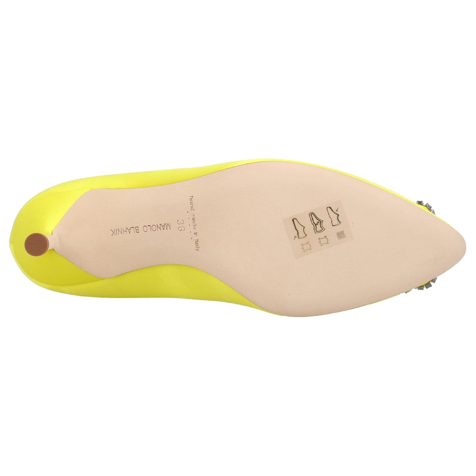 Manolo hangisi yellow 2025