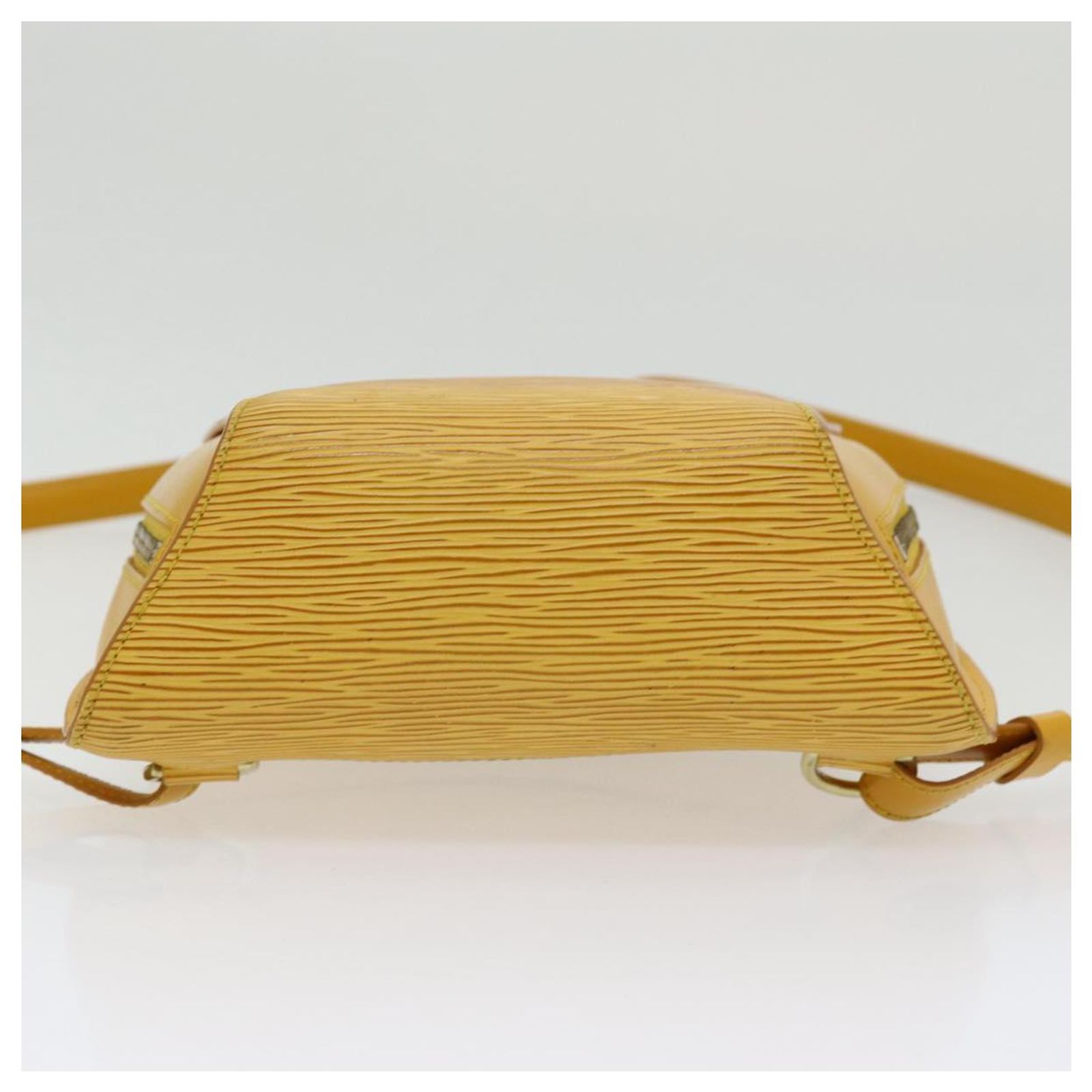 LOUIS VUITTON Epi Mabillon Backpack Yellow M52239 LV Auth 154576 LOUIS VUITTON Epi Mabillon Backpack Yellow M52239 LV Auth  main image 3
