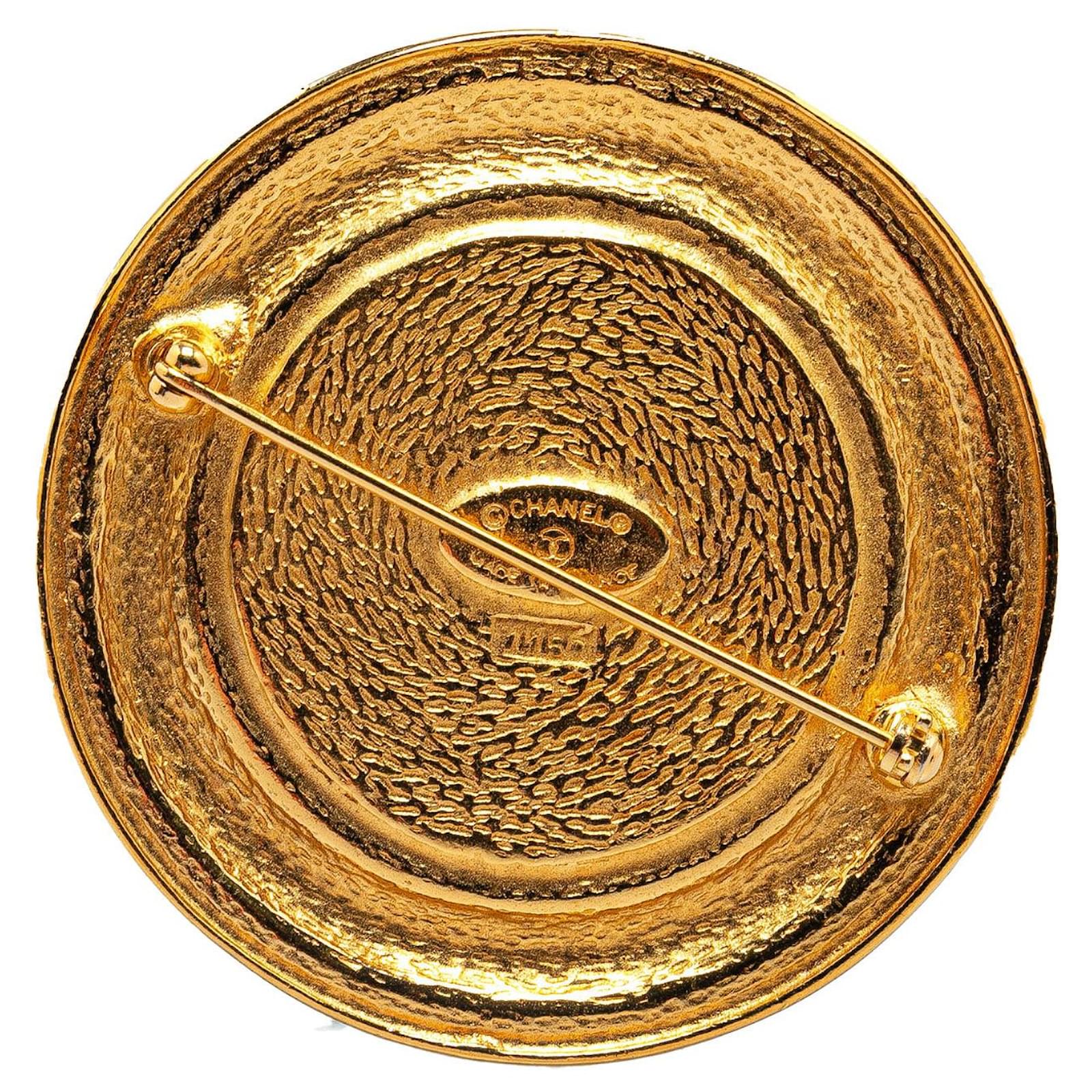 Gold Chanel Gold Plated 31 Rue Cambon Brooch Golden Metal