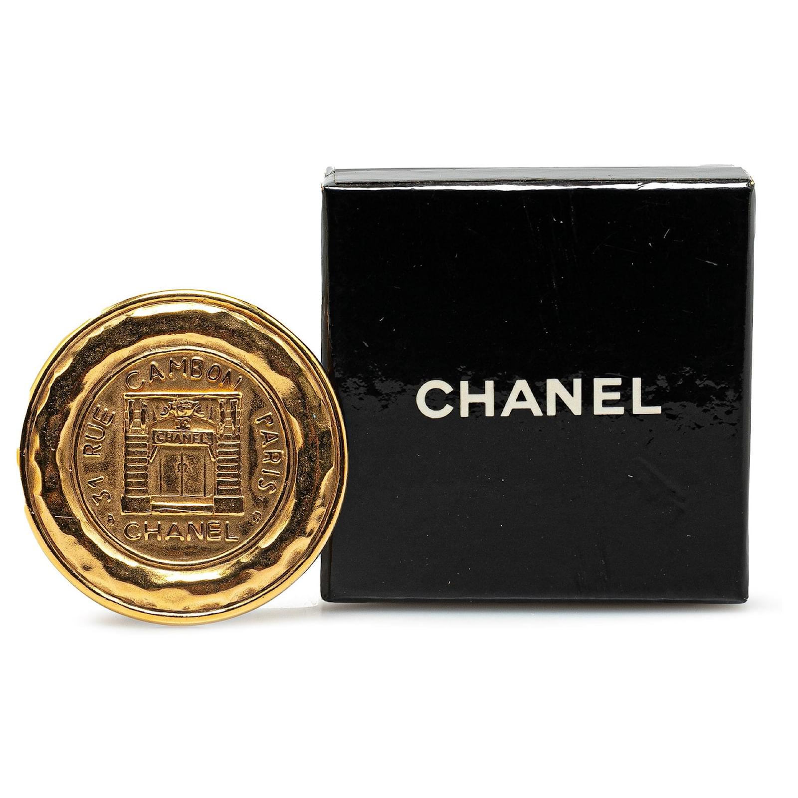 Gold Chanel Gold Plated 31 Rue Cambon Brooch Golden Metal