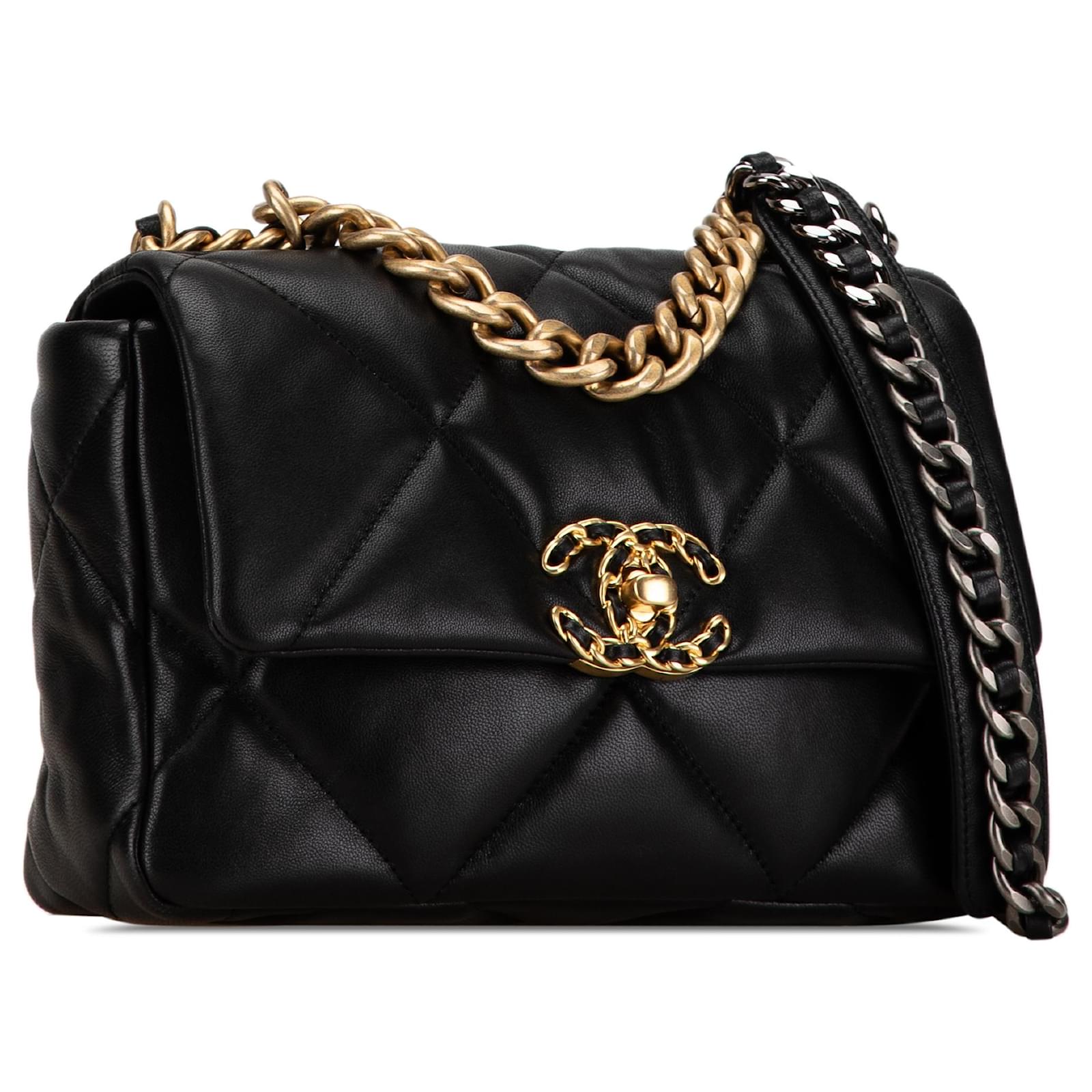 シャネル　キーリングセット 待望の再入荷！！】CHANEL ピアス メタル&ストラス ココマーク