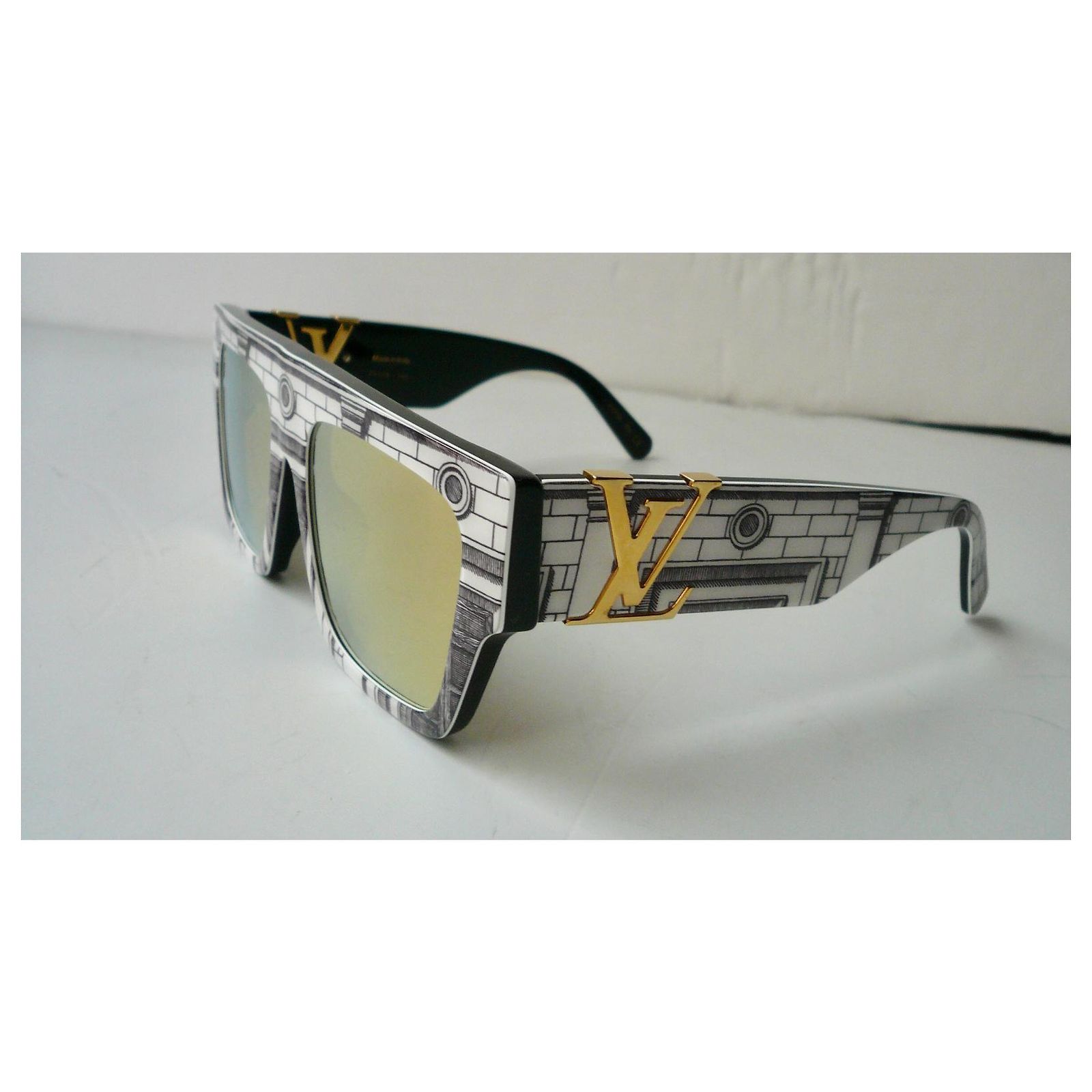 LOUIS VUITTON X FORNASETTI NEW RARE SUNGLASSES Multiple  display picture 3