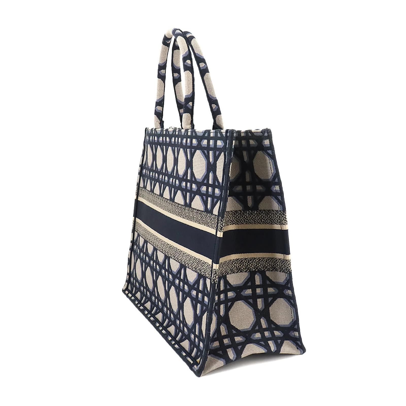 Christian Dior Macrocannage Book Tote Navy blue Cloth ref