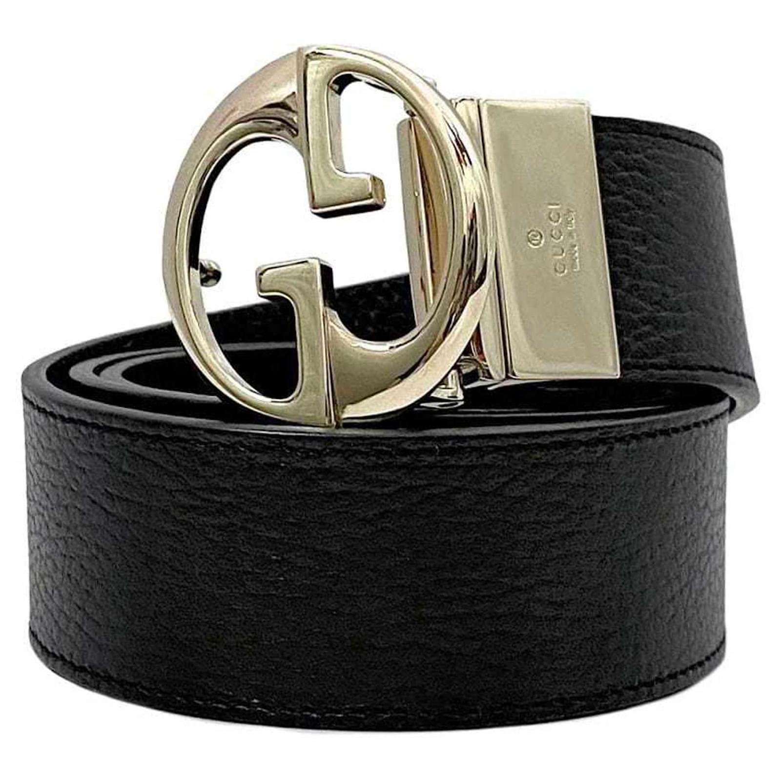 GUCCI　ブラックベルト Reversible belt with Interlocking G buckle in black Supreme