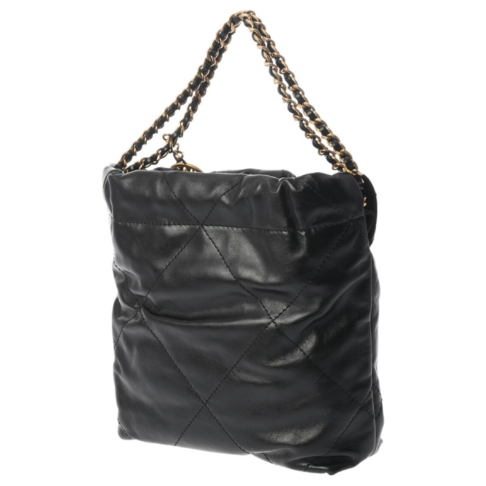 Chanel 22 Handbag in Black ref.JC1619492 (Sold) - Joli Closet