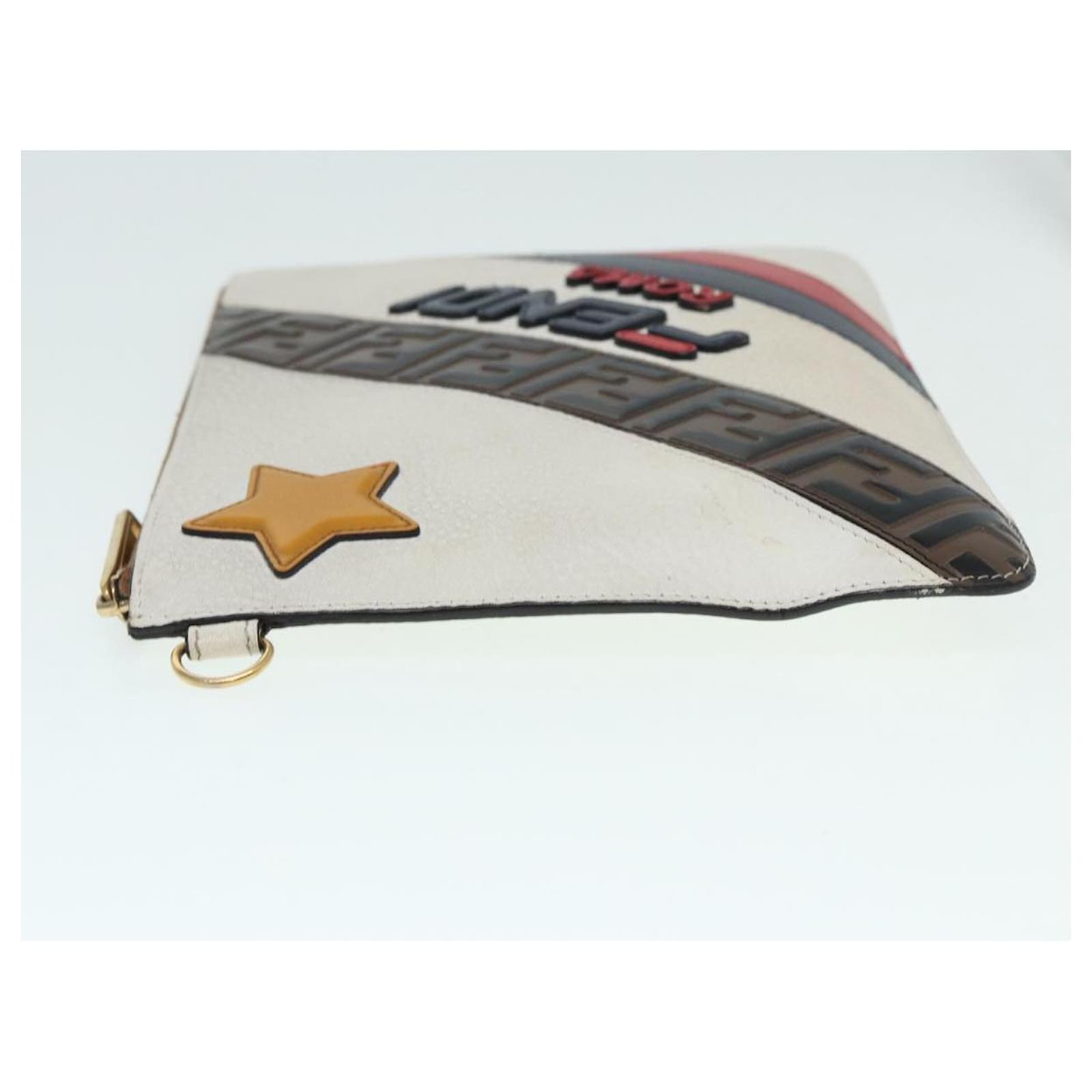 Borsa a mano in pelle beige dorato della collaborazione FENDI FILA