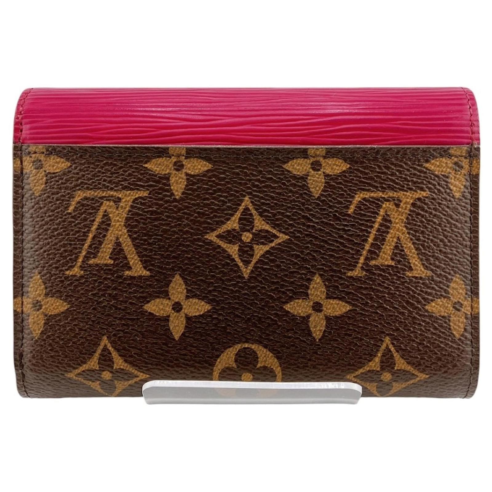 Louis Vuitton Tri-fold Wallet in Fuchsia Fuschia Leather