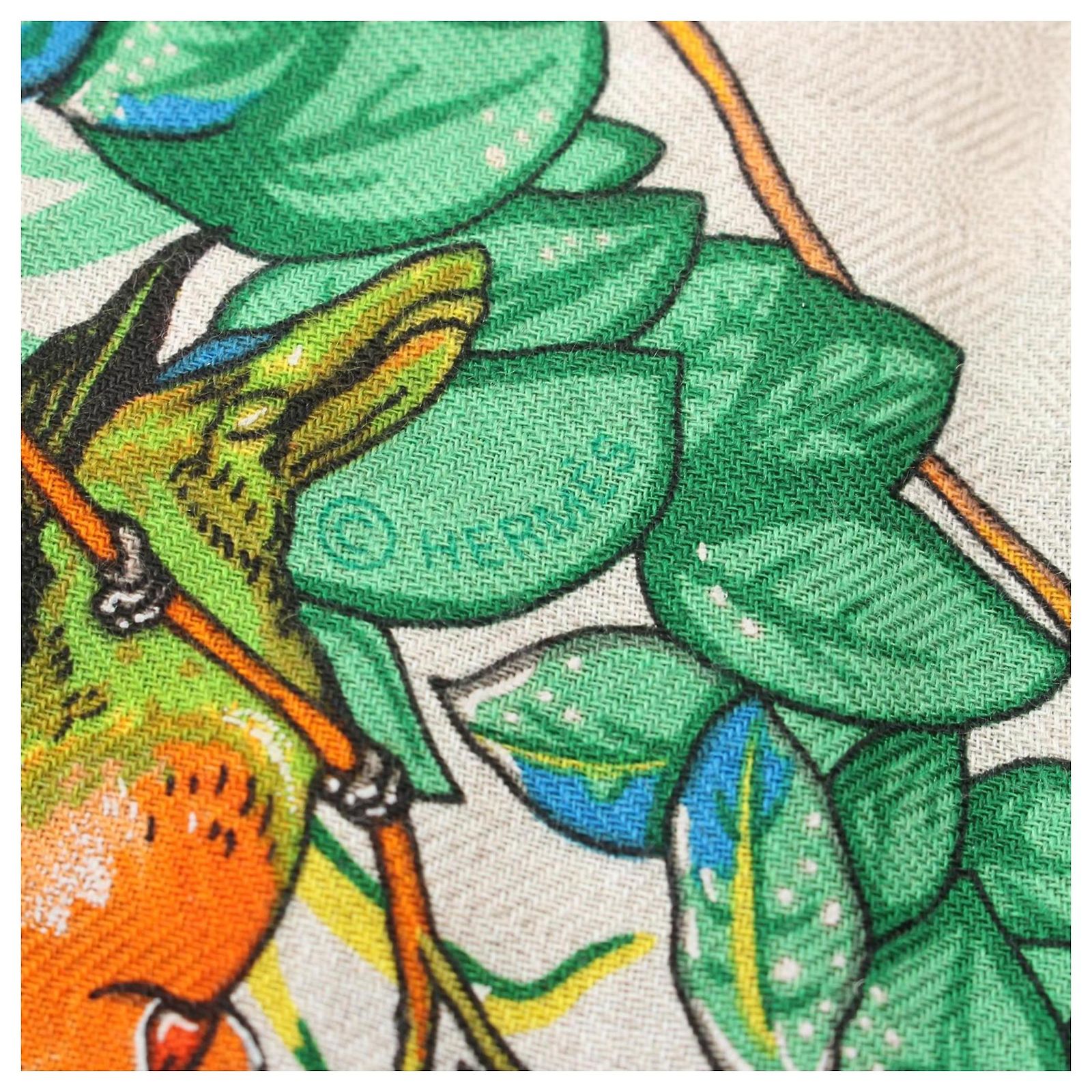 Écharpe HERMES Carré 140 'JUNGLE LOVE' Cachemire Soie Noir/Blanc - Occasion - Fair Condition