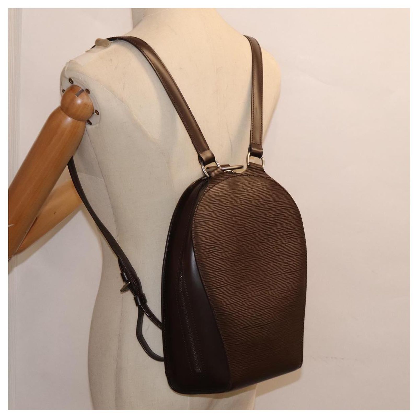 LOUIS VUITTON Epi Mabillon Backpack Mocha M5223D LV Auth 115182 Louis Vuitton Moka Epi Leather Mabillon Backpack ○ Labellov  main image 4