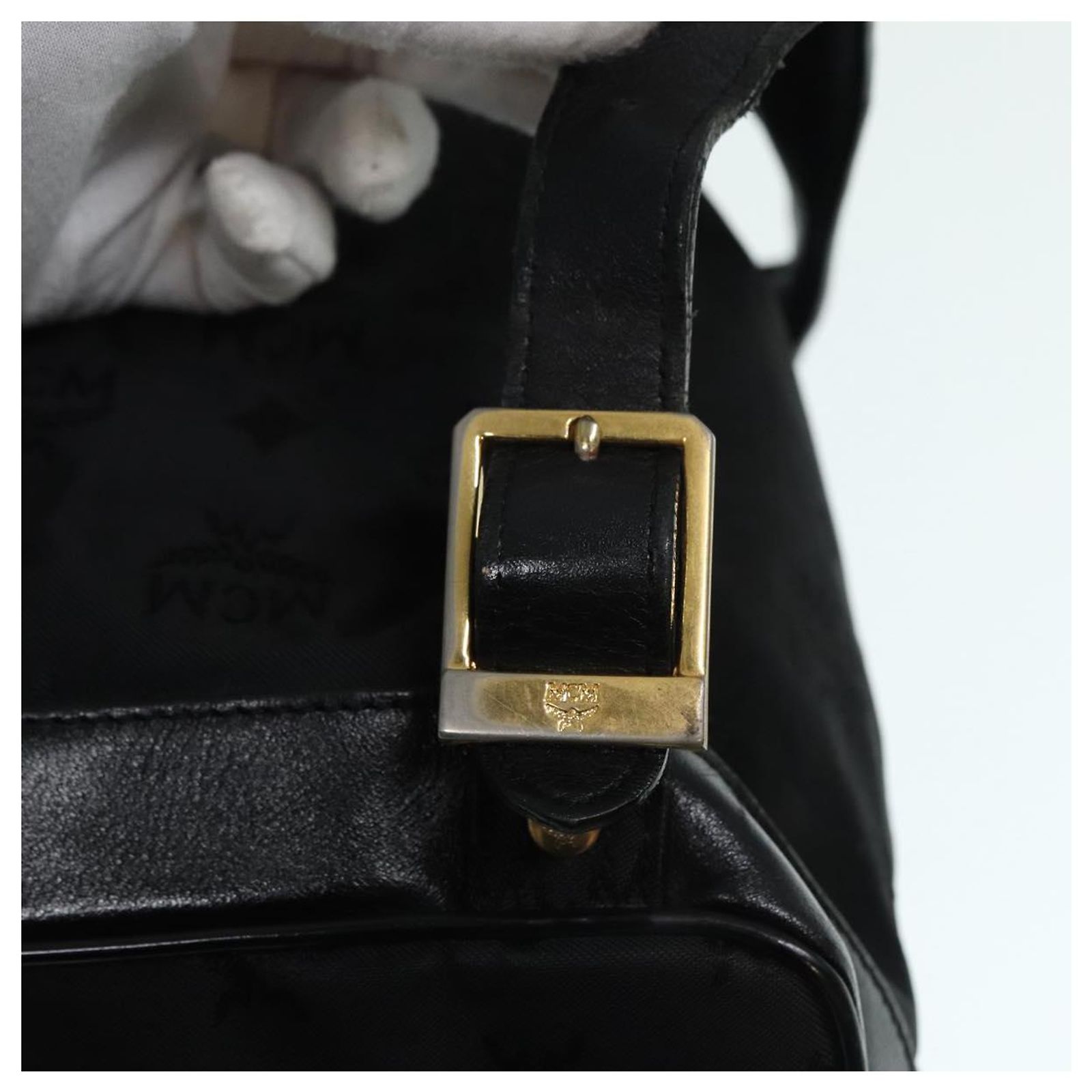 MCM Logogram Vicetos Backpack Nylon Navy Gold Auth 138056 MCM Gradation Visetos Small Stark Backpack Black Gold 758370  main image 4